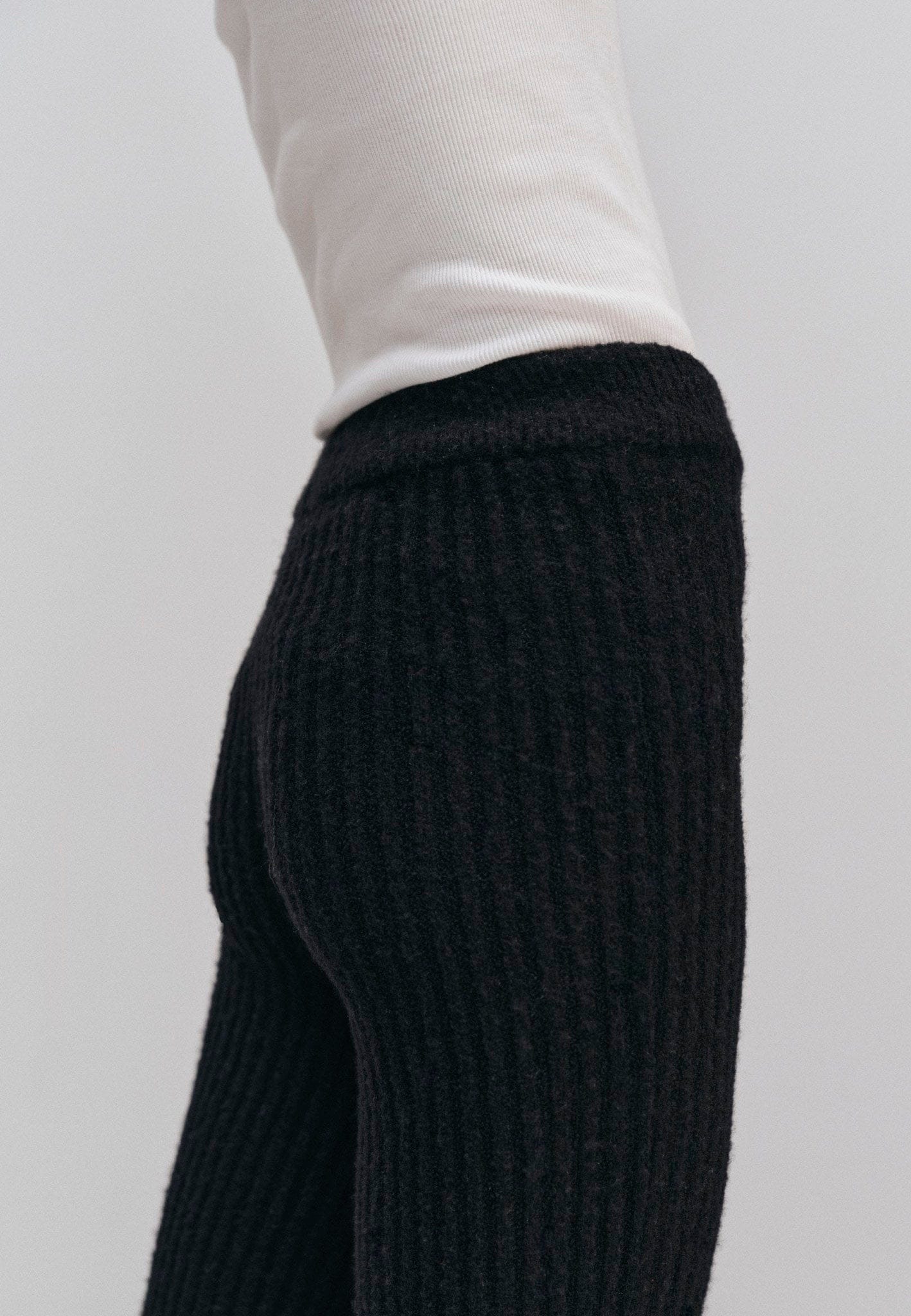 Bette Knit Pants - Black made by HERSKIND