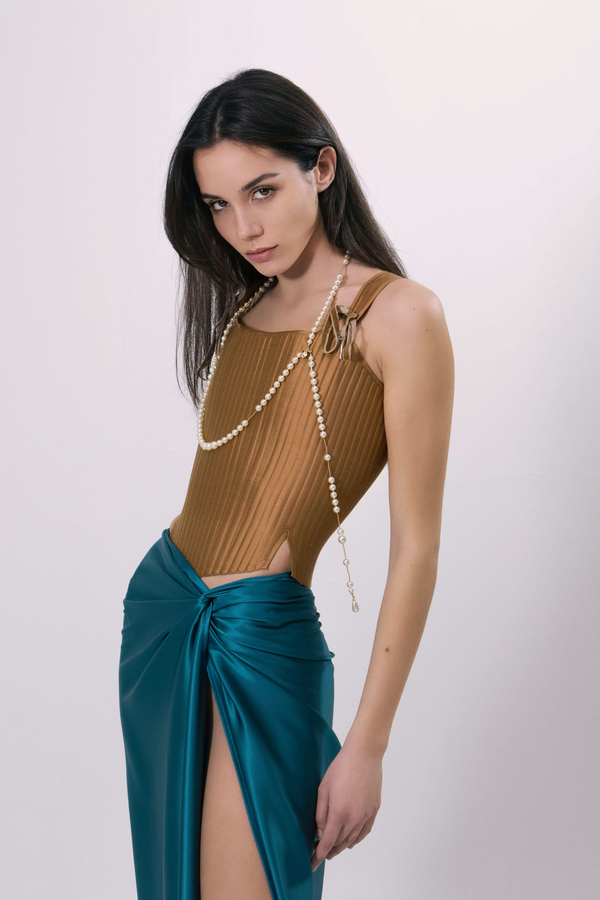 ROYAL TUDOR made by Alice Pons Milano