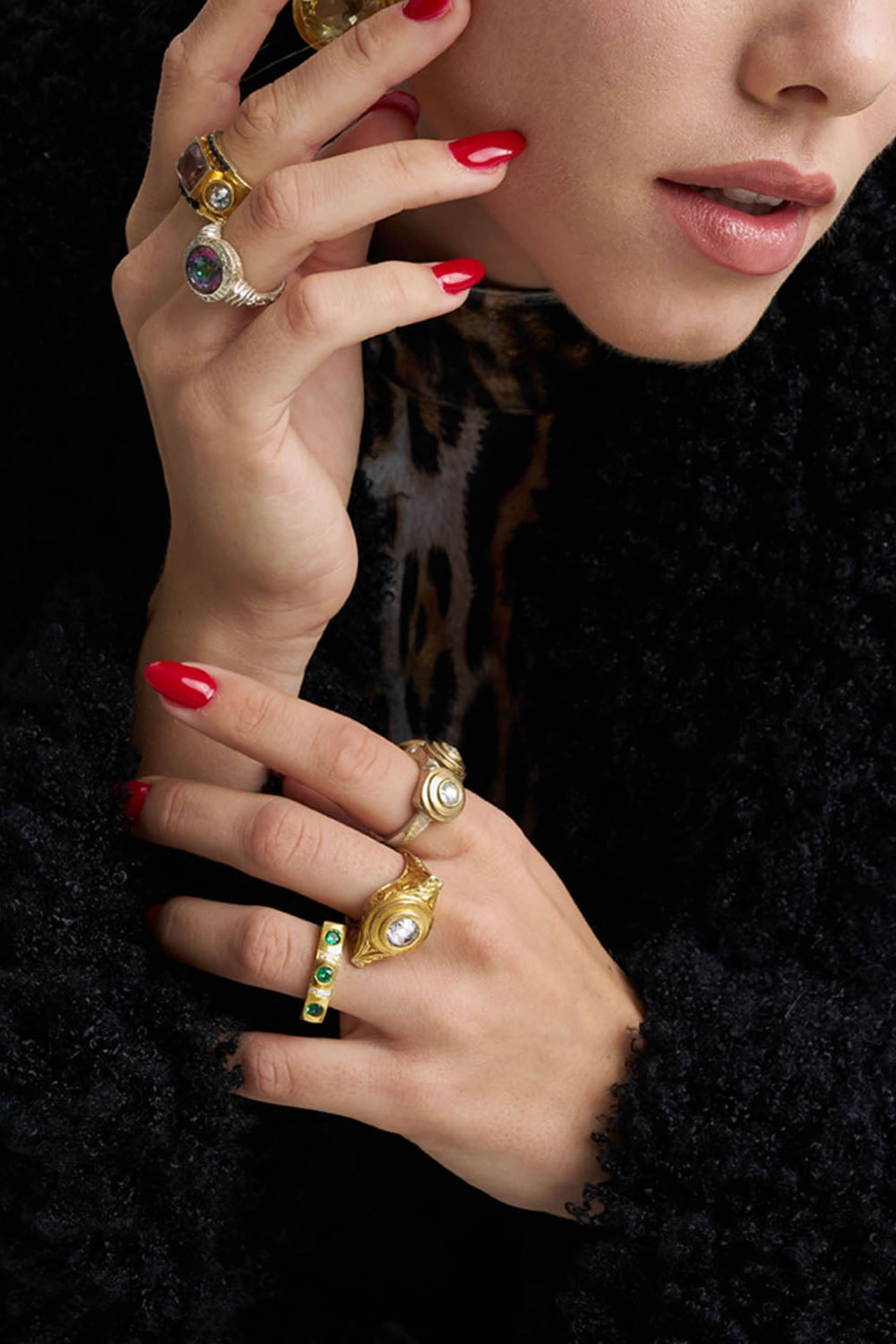 Emerald Diamong Gold Ring made by Lora Istanbul