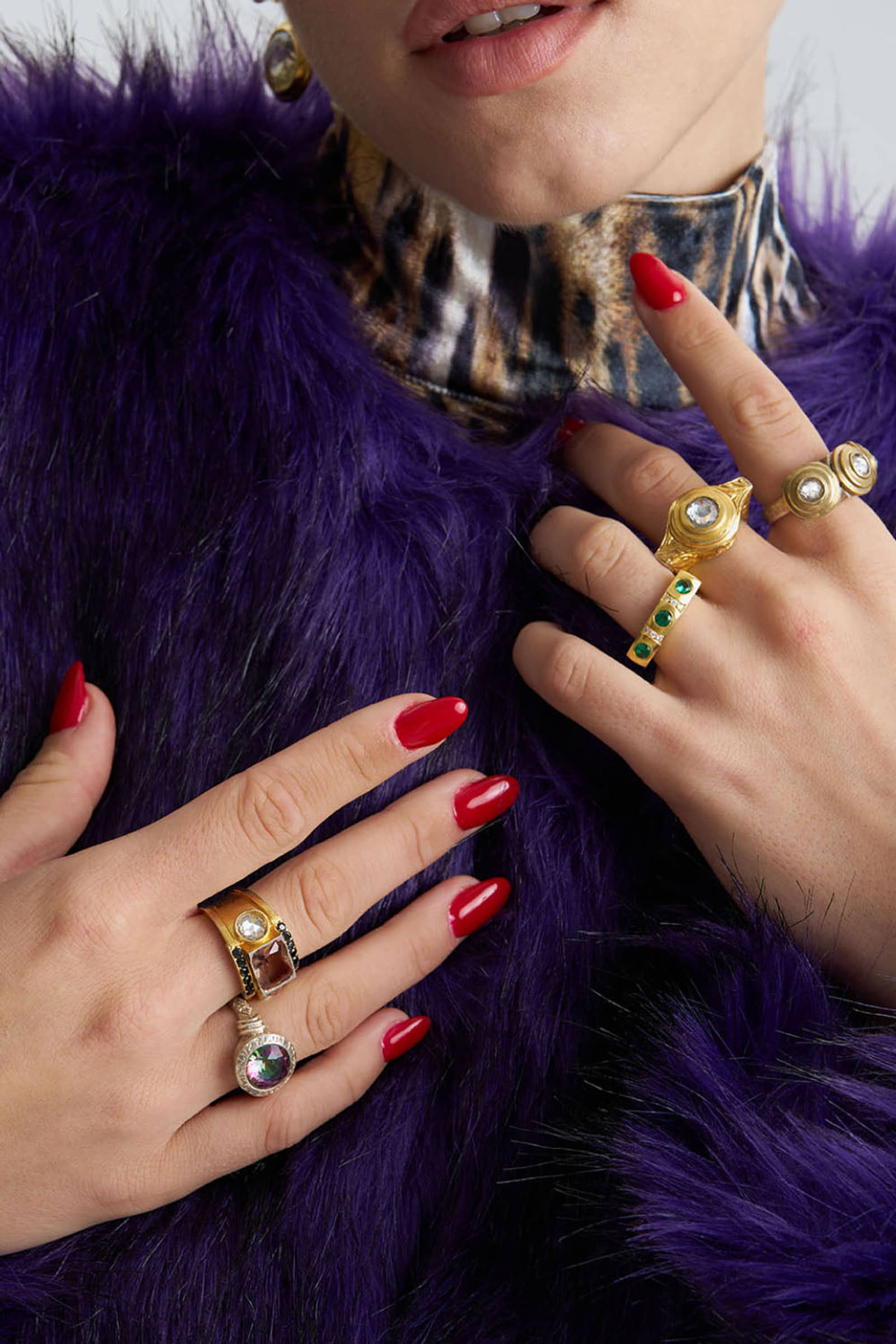 Emerald Diamong Gold Ring made by Lora Istanbul