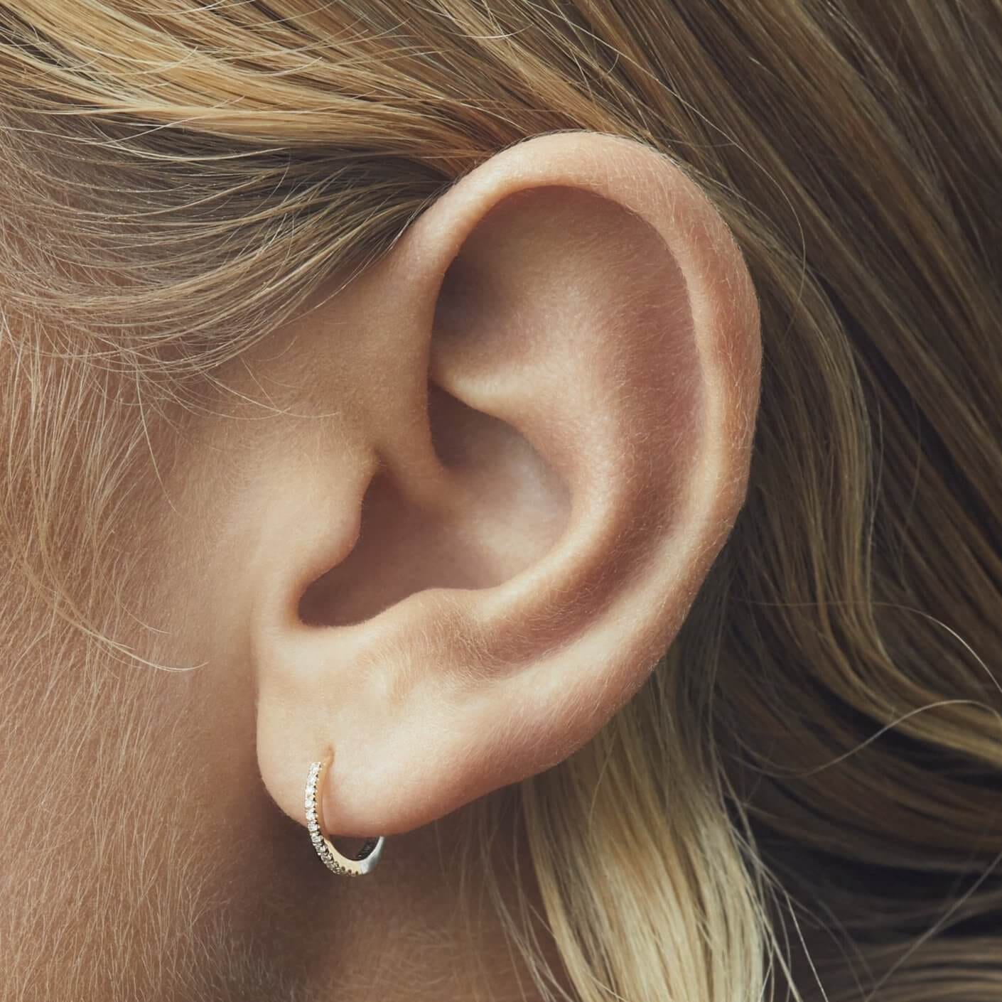 HOOP WHITE DIAMOND & YELLOW/WHITE GOLD - 11mm O-shaped made by ENNUI