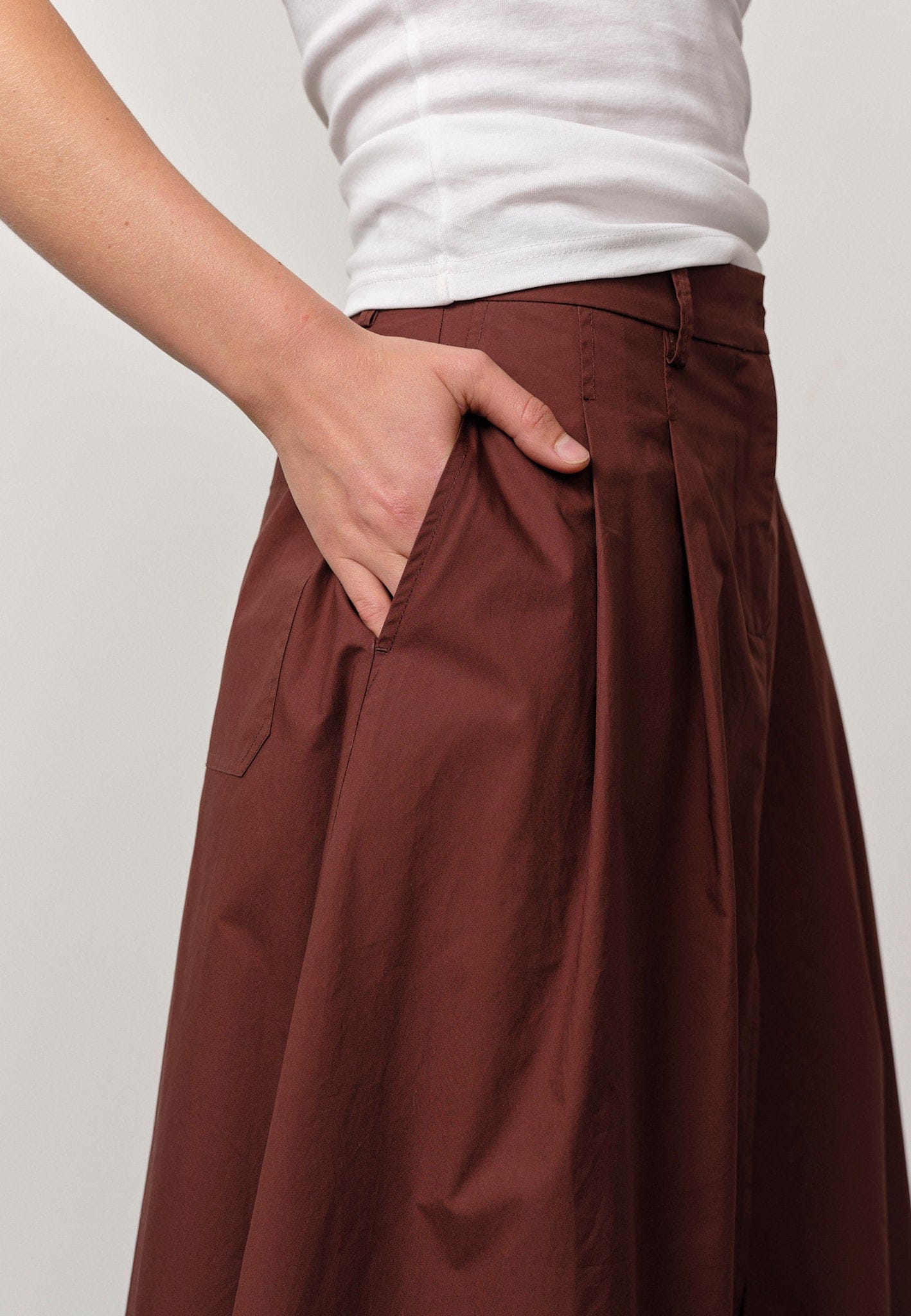 Bryan Skirt - Mahogany made by HERSKIND