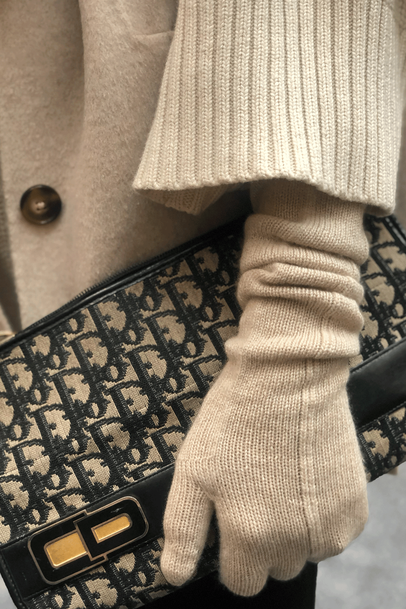 Cashmere Long Beige made by Handsome Stockholm