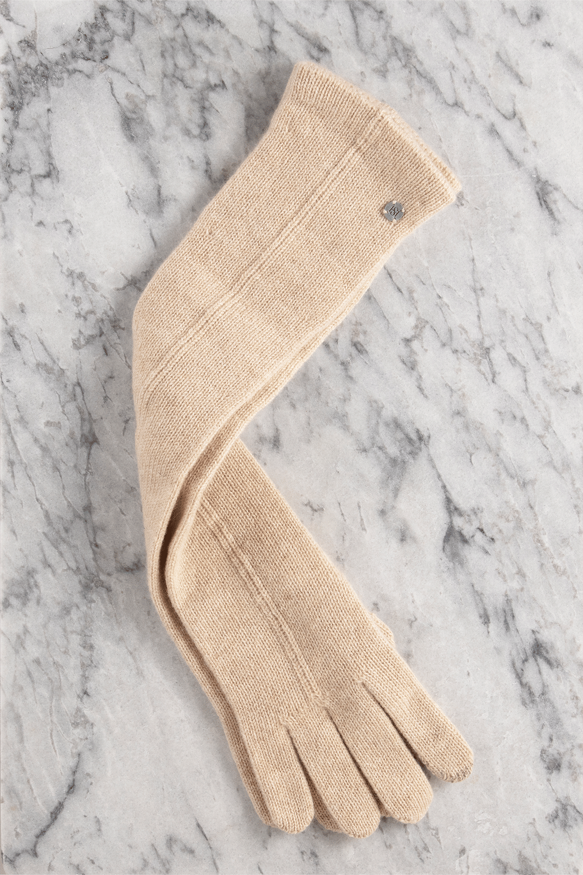 Cashmere Long Beige made by Handsome Stockholm