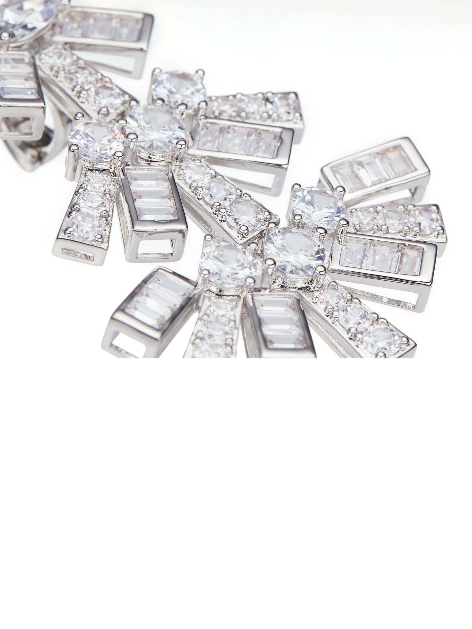 Claira Earrings (White) made by Nana Jacqueline