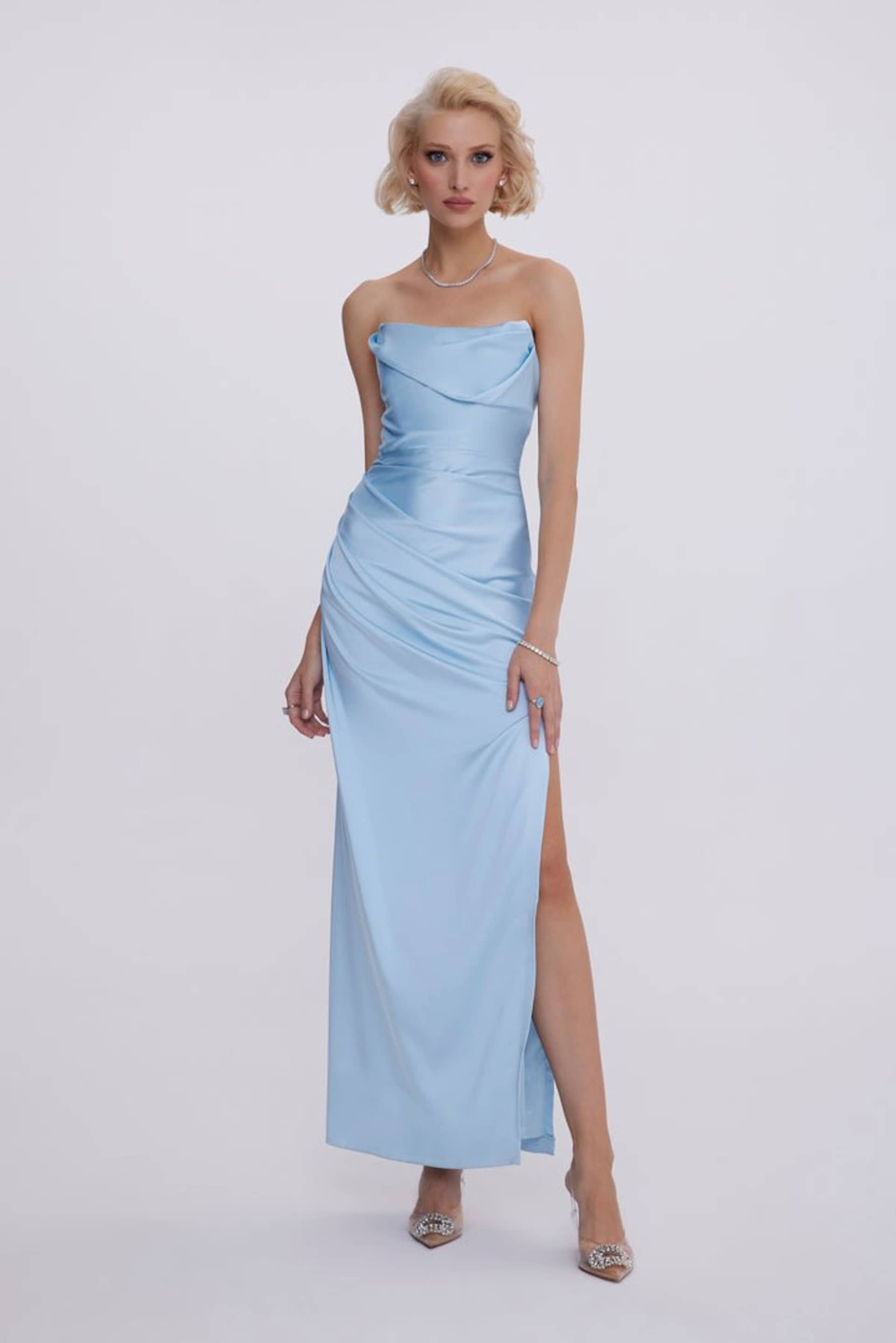 Doutzen Dress - Blue in Blue made by Gigii's