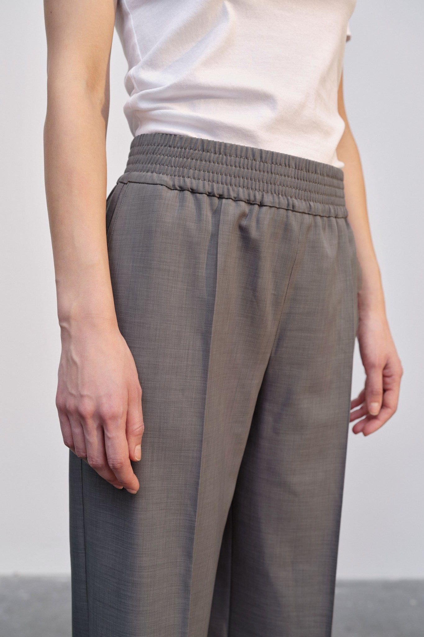 Pinky Pants - Light Grey made by HERSKIND