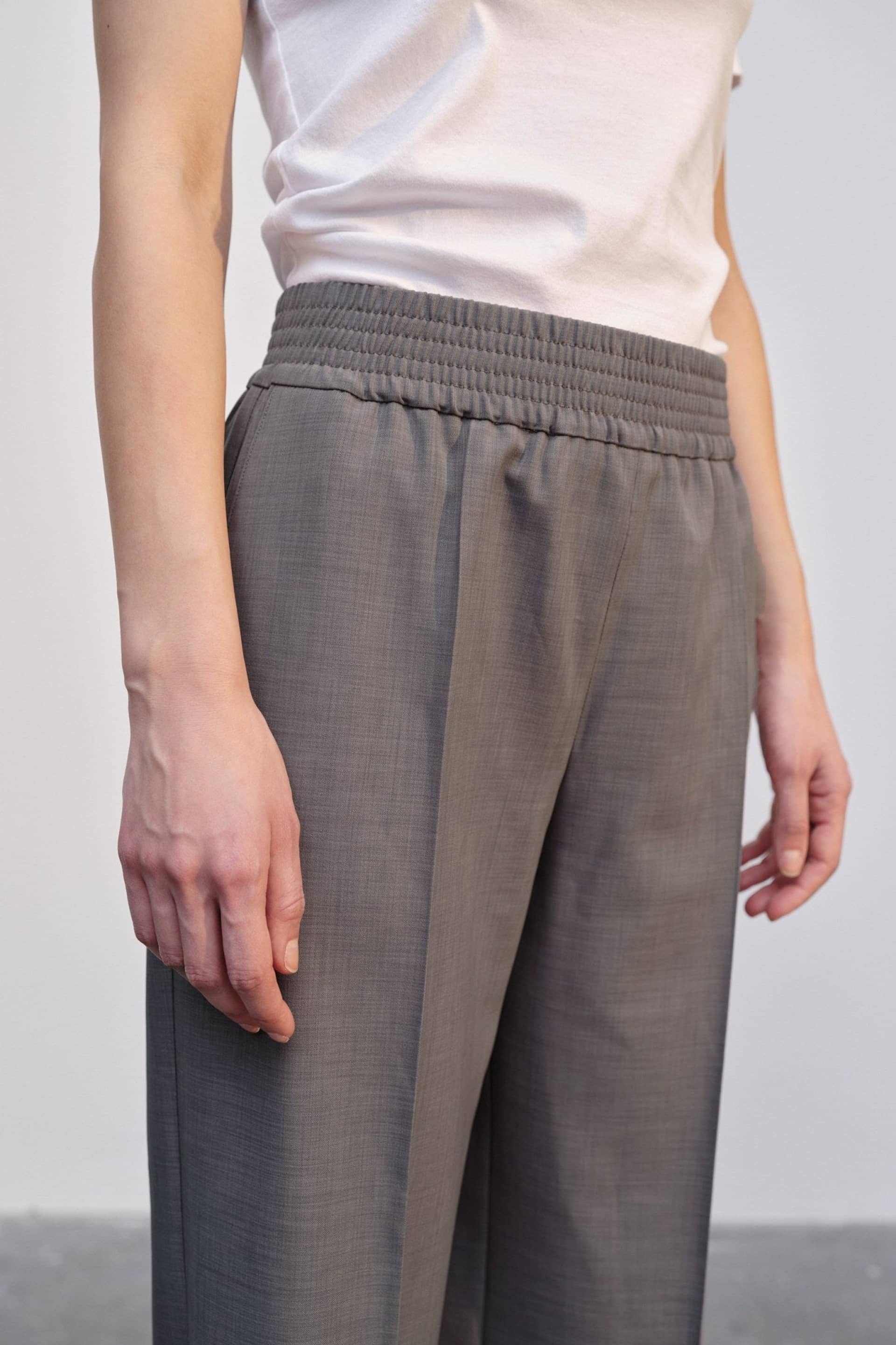 Pinky Pants - Light Grey made by HERSKIND