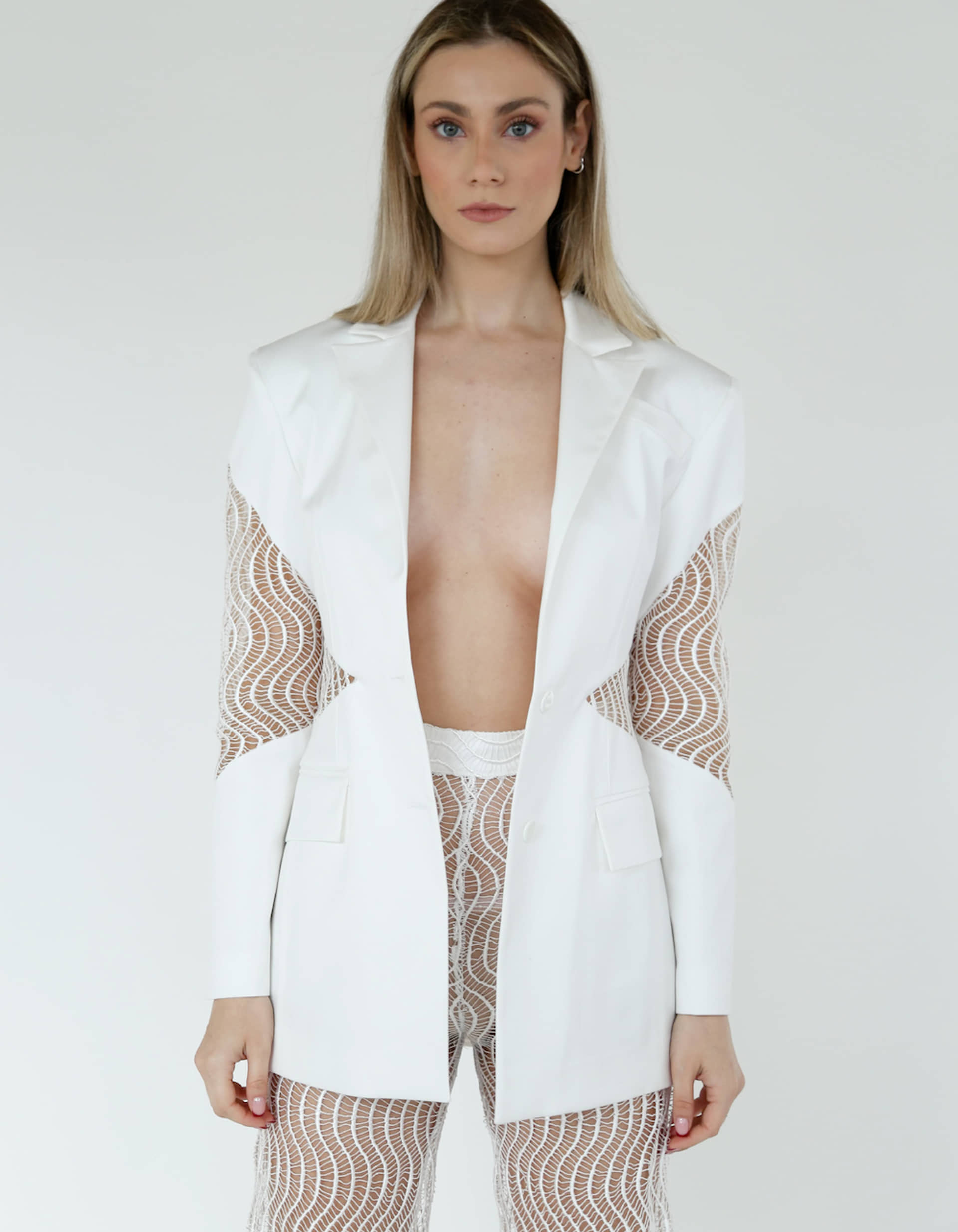 VALE Jacket in White made by MAET