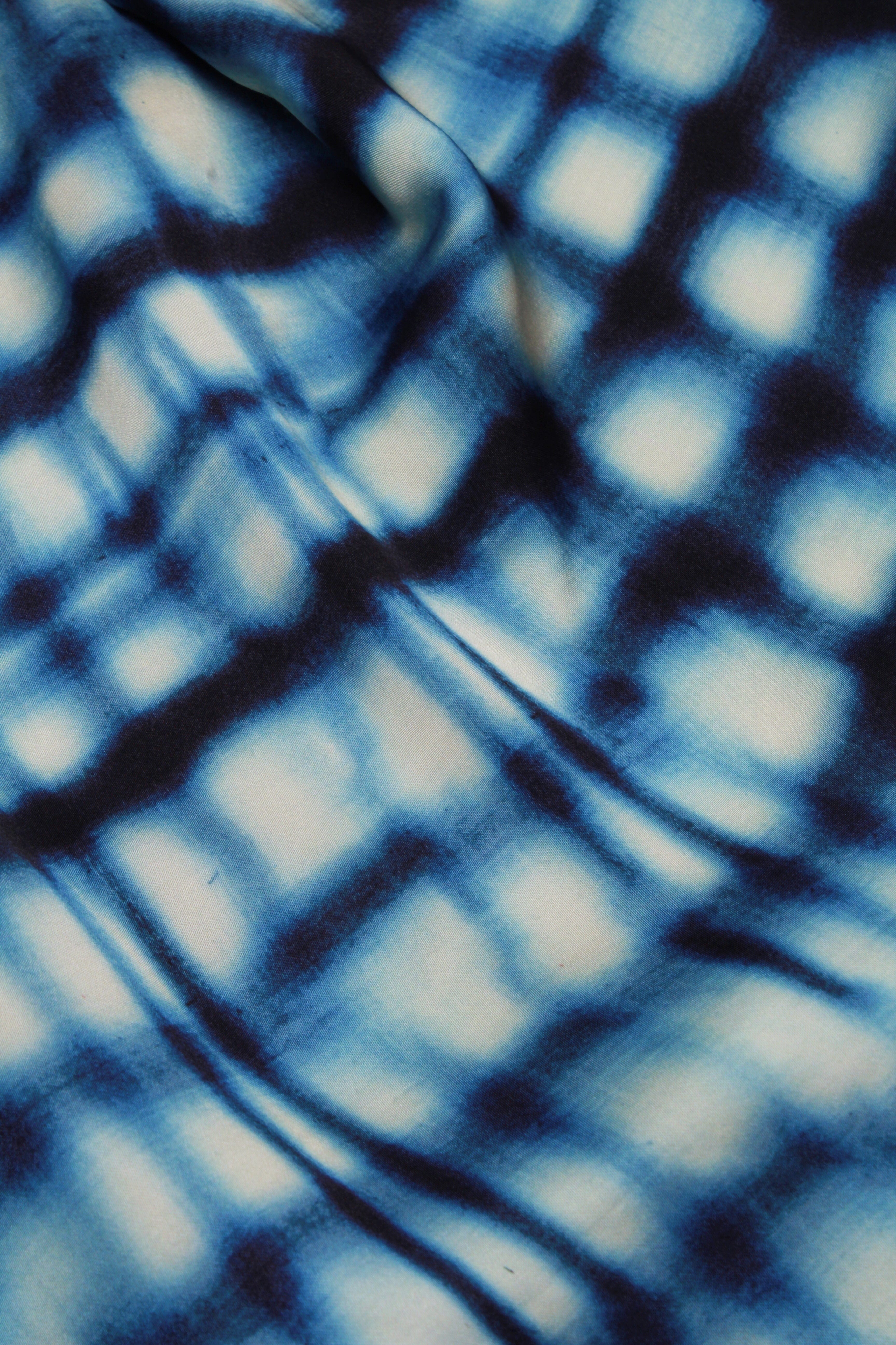 BIAS CUT PRINTED TOP made by YIBRI