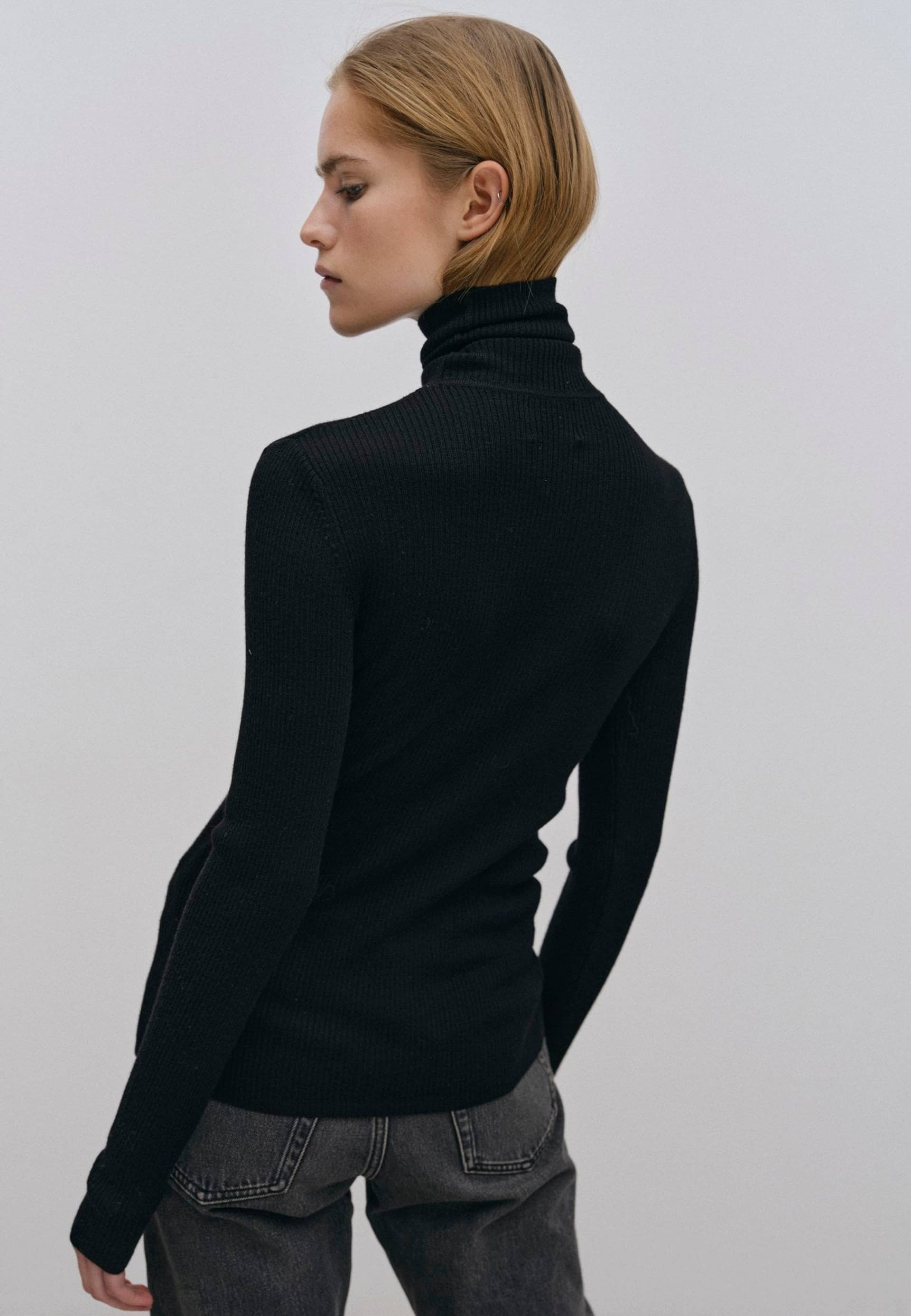 Bob Knit Blouse - Black made by HERSKIND