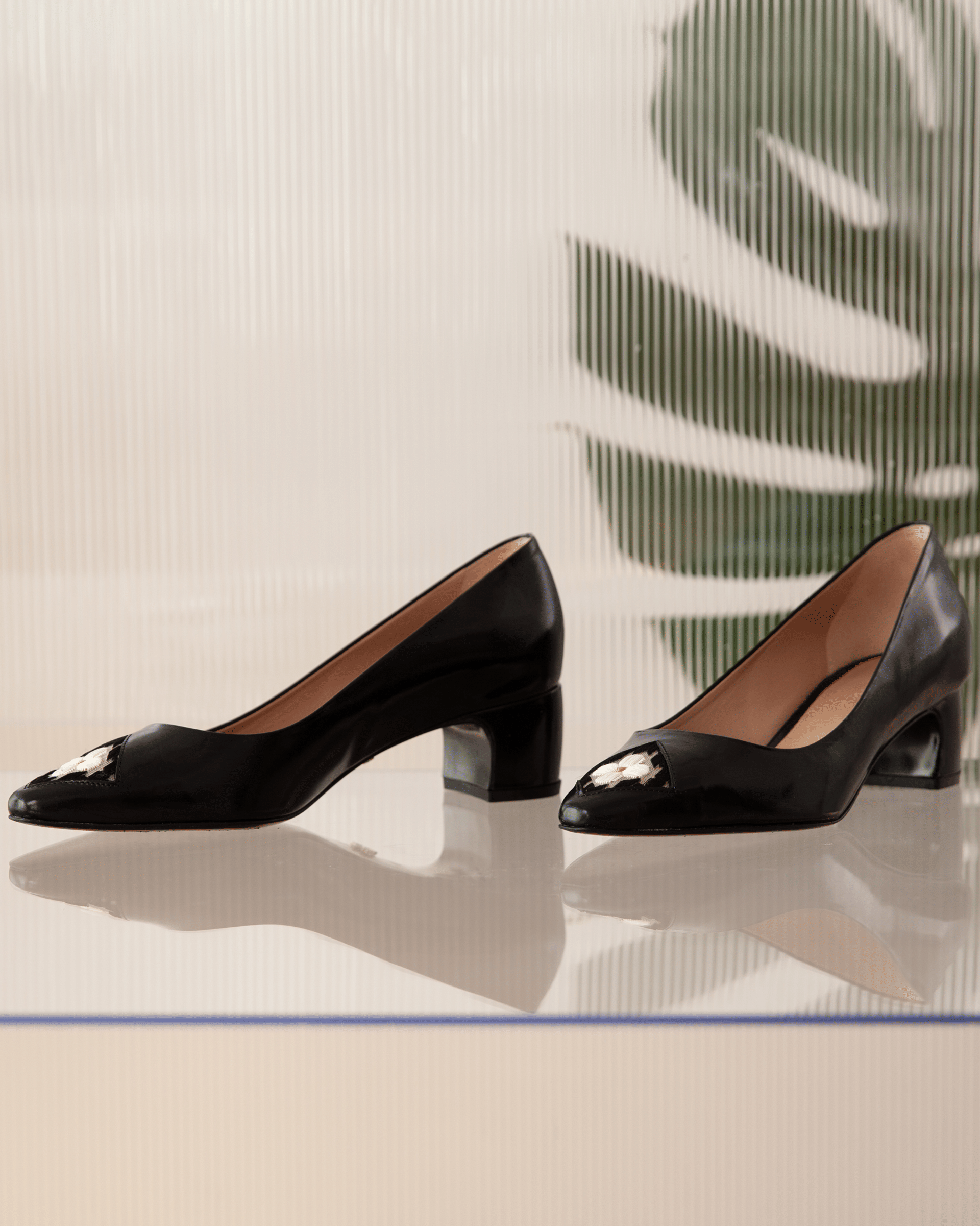 Fiorellini Pump Leather 45 Black in Black made by ATANA