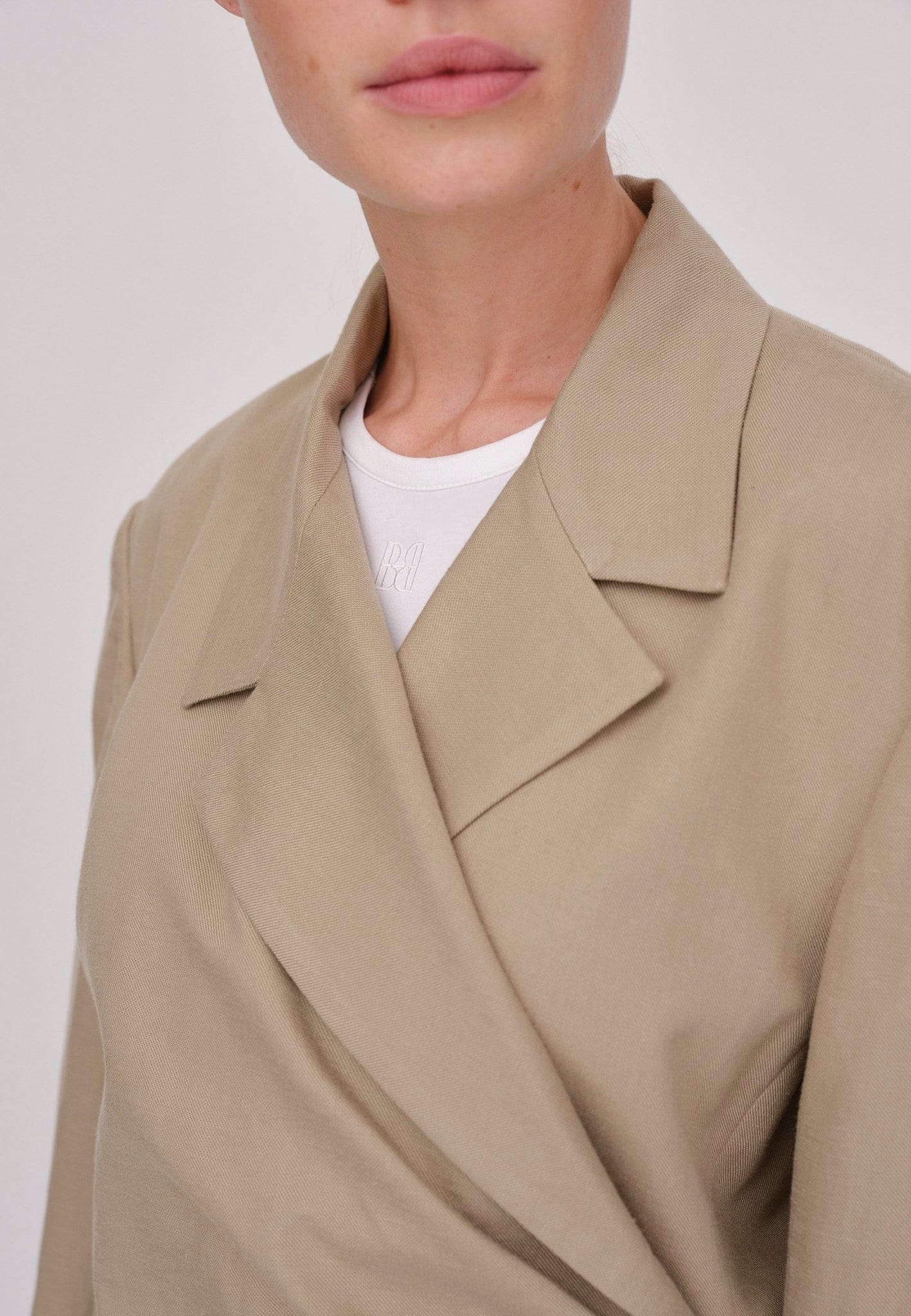 Lucky Blazer - Light Khaki made by HERSKIND