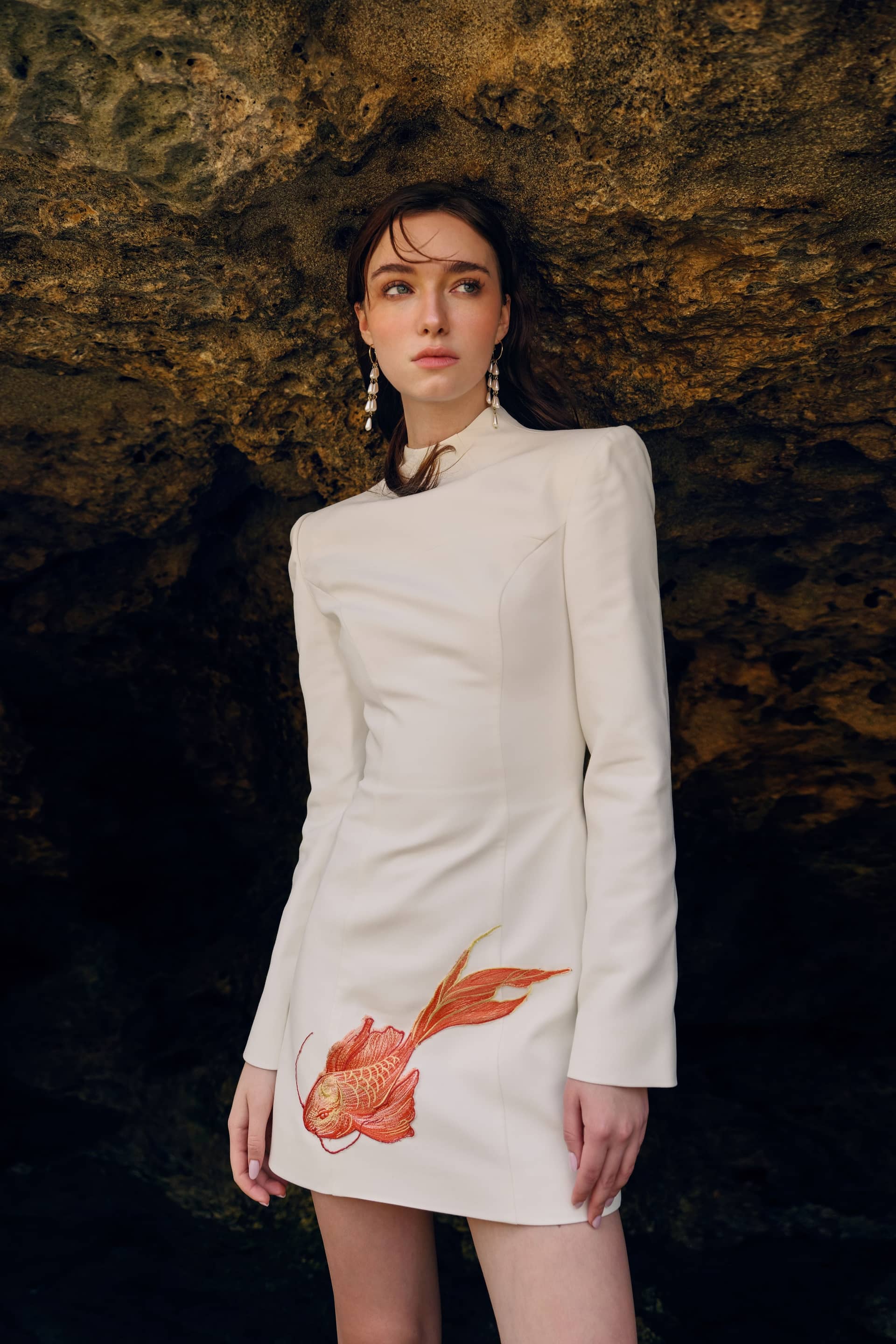 Fogveil Long Sleeve Dress In White made by JUSTIN TONG