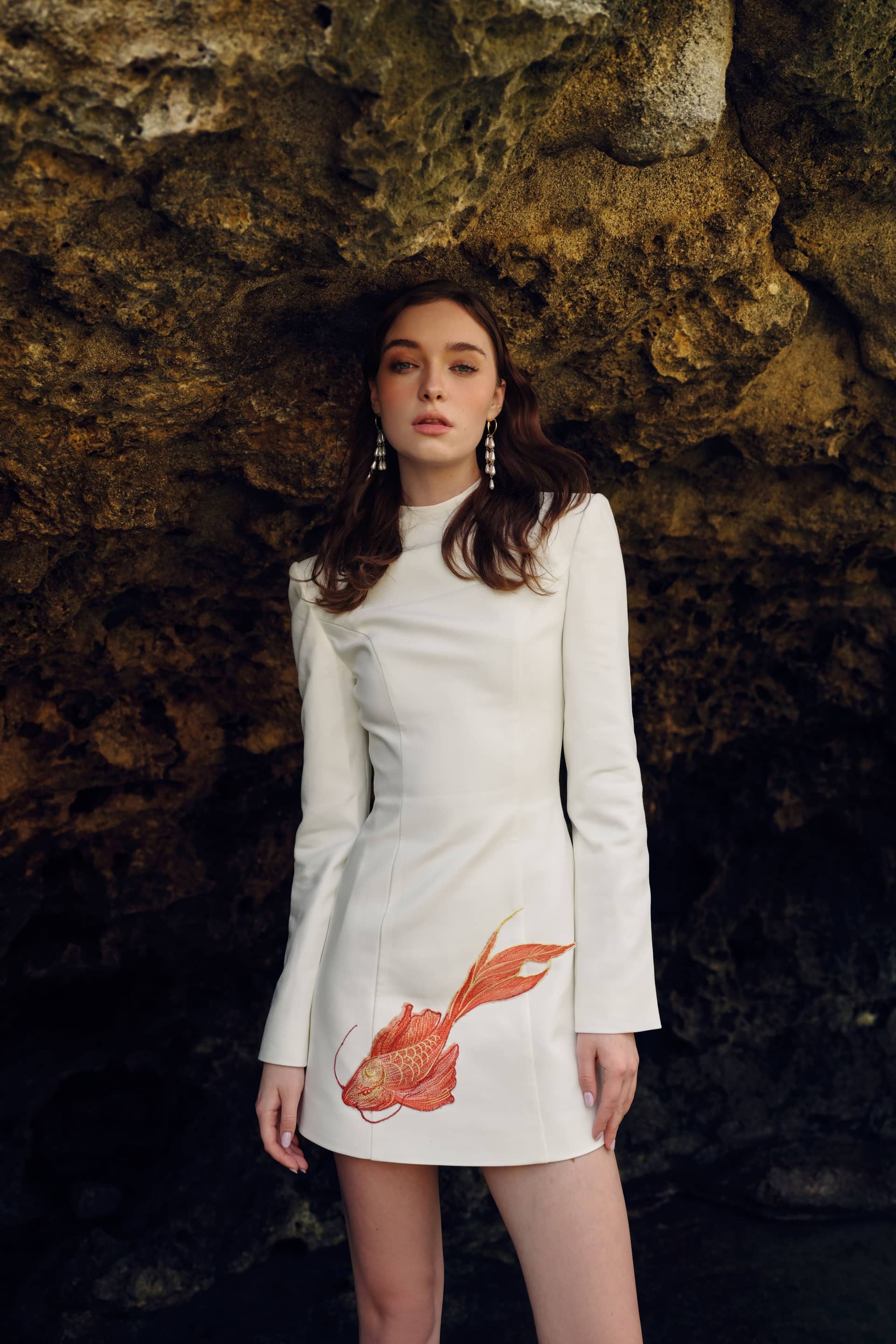 Fogveil Long Sleeve Dress In White made by JUSTIN TONG