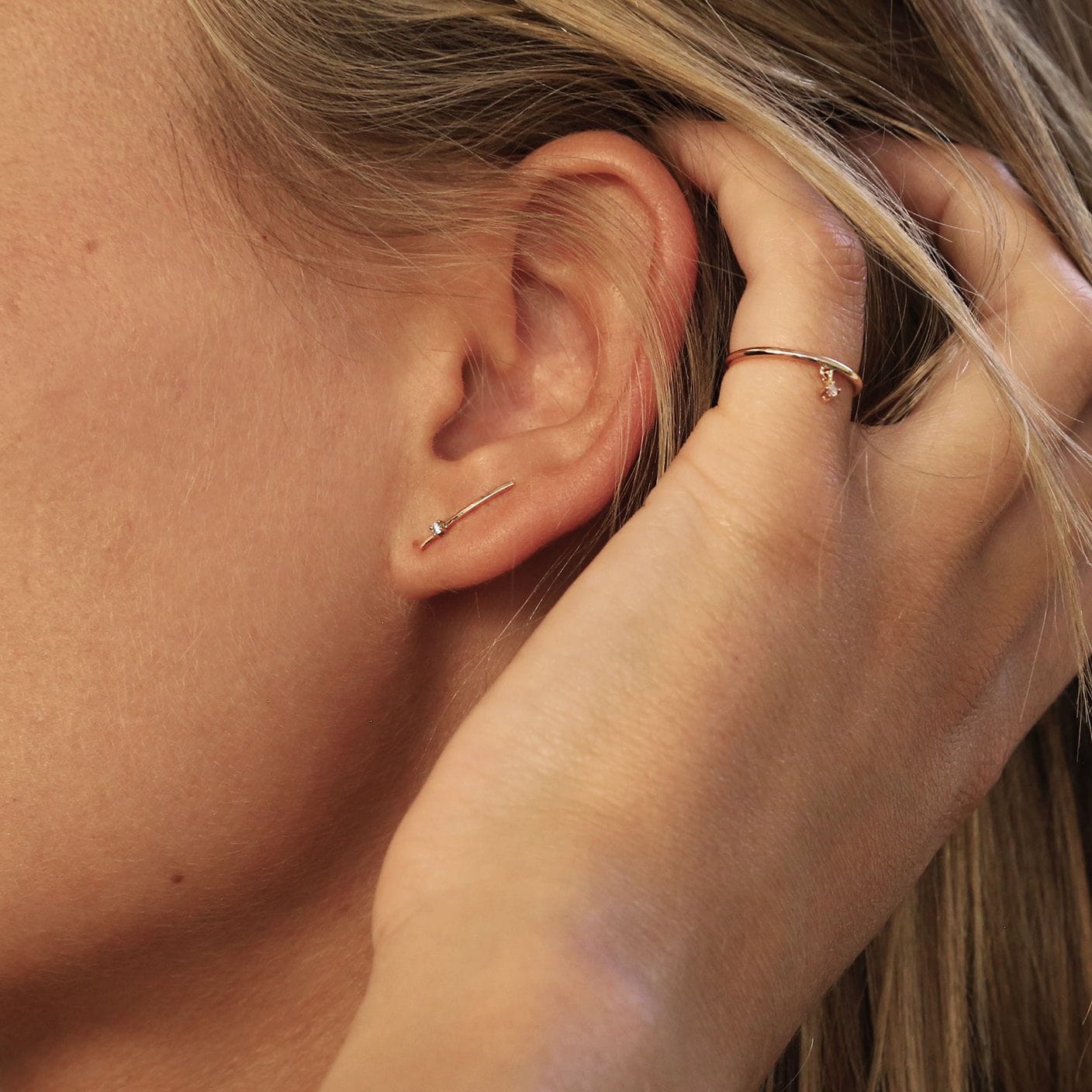 PENDIENTE CRAWLER PETIT PRINCE made by Gold & Roses