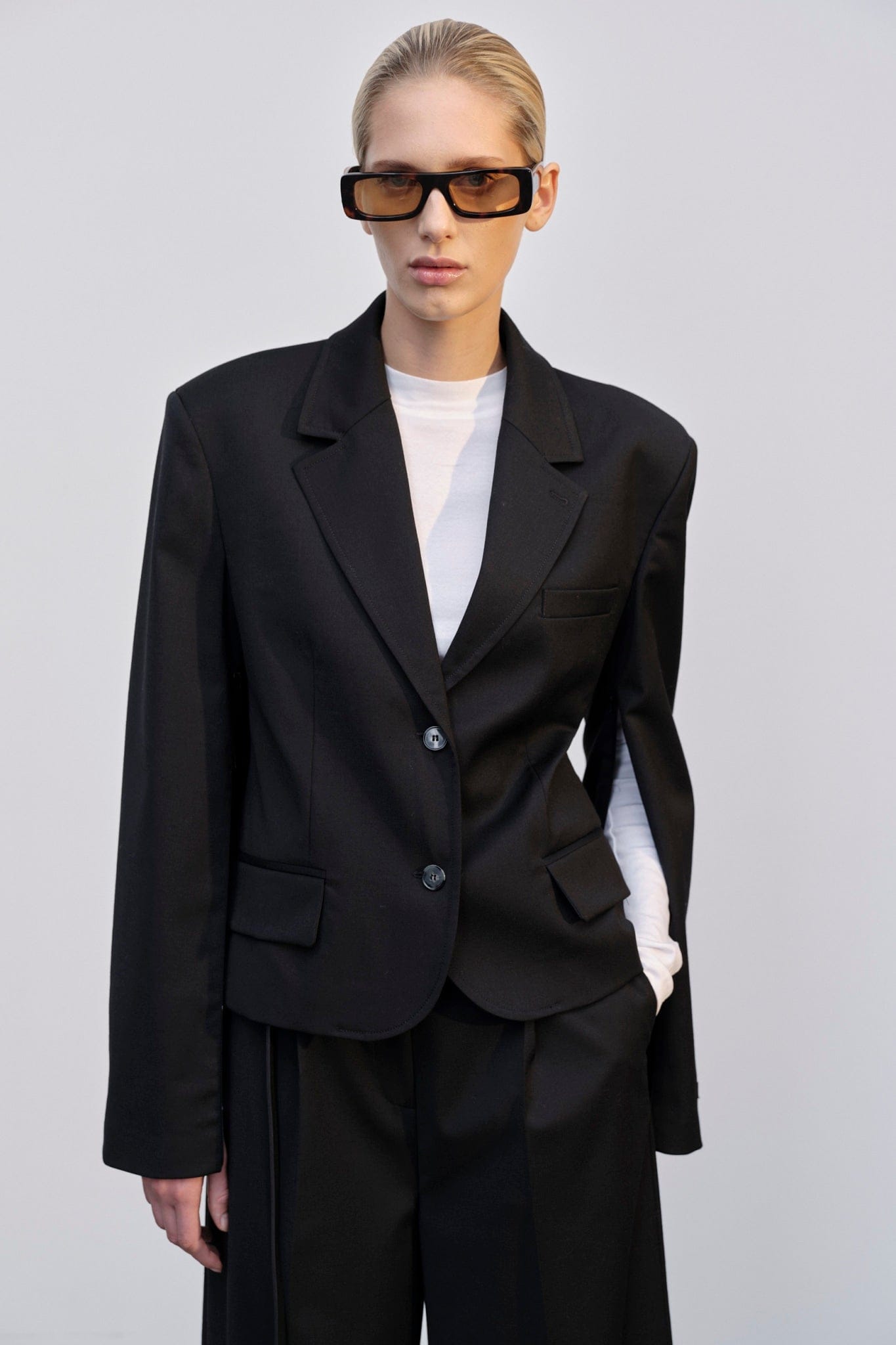 Robin Blazer - Black made by HERSKIND