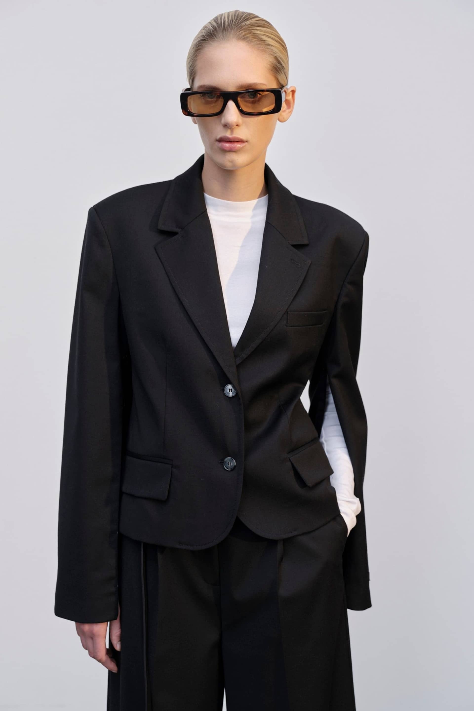 Robin Blazer - Black made by HERSKIND