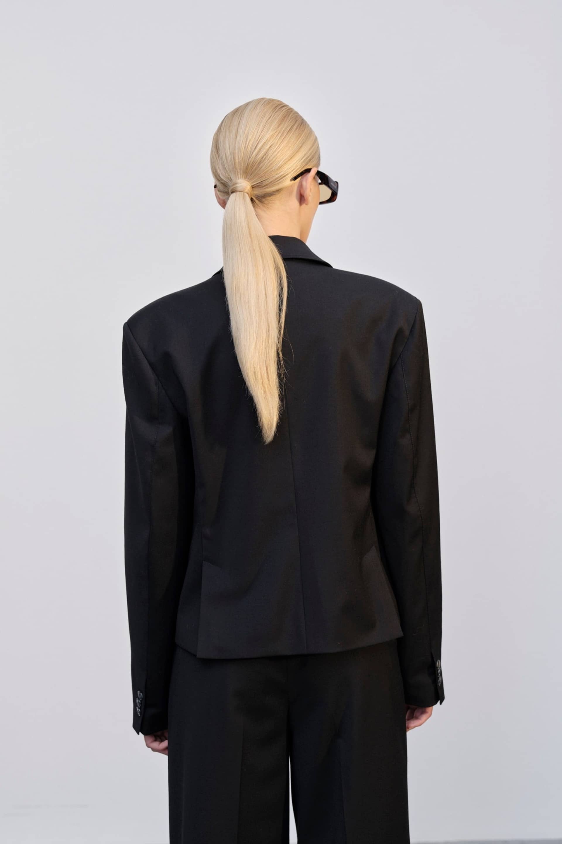 Robin Blazer - Black made by HERSKIND