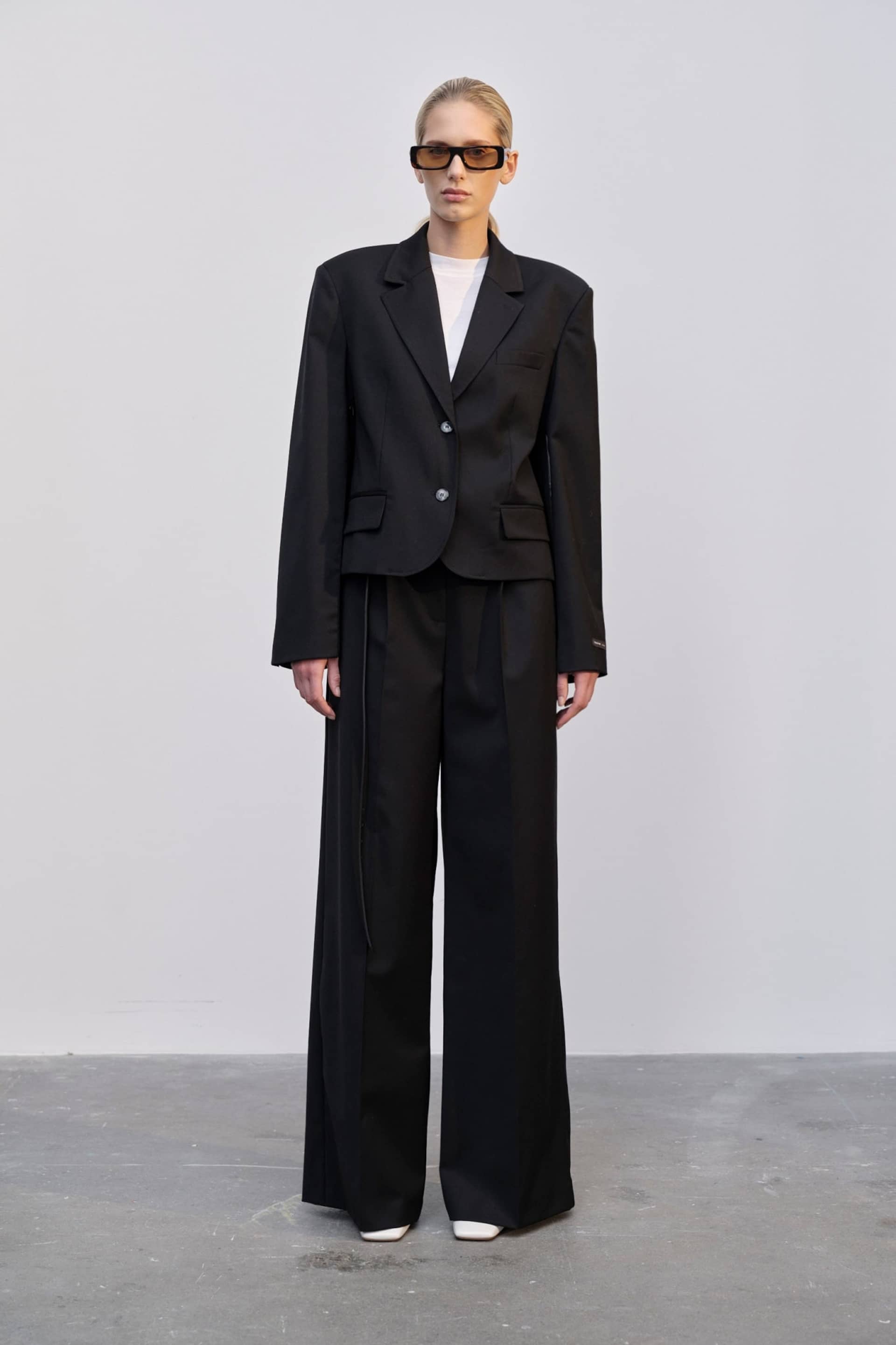 Robin Blazer - Black made by HERSKIND