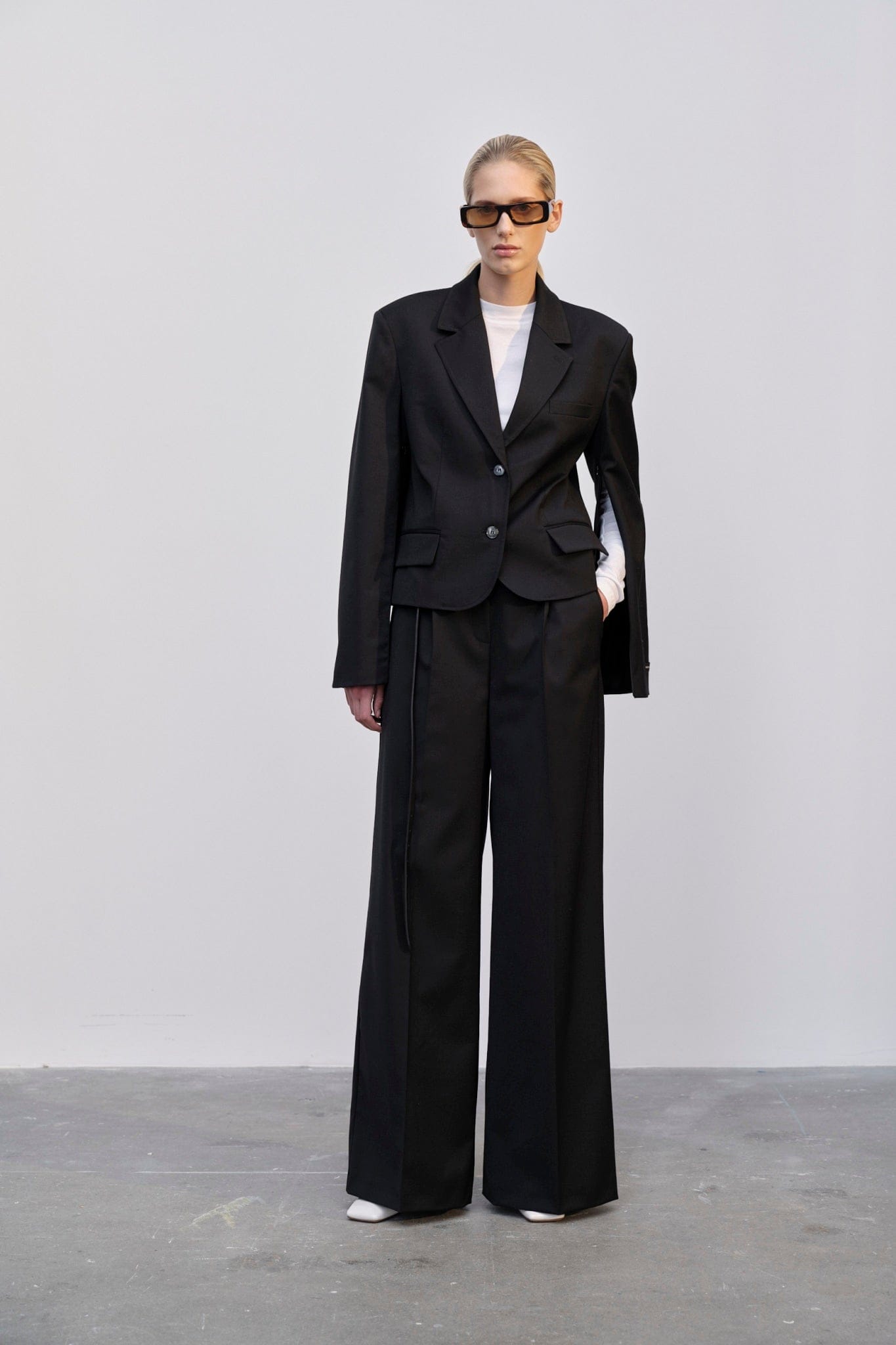 Robin Blazer - Black made by HERSKIND