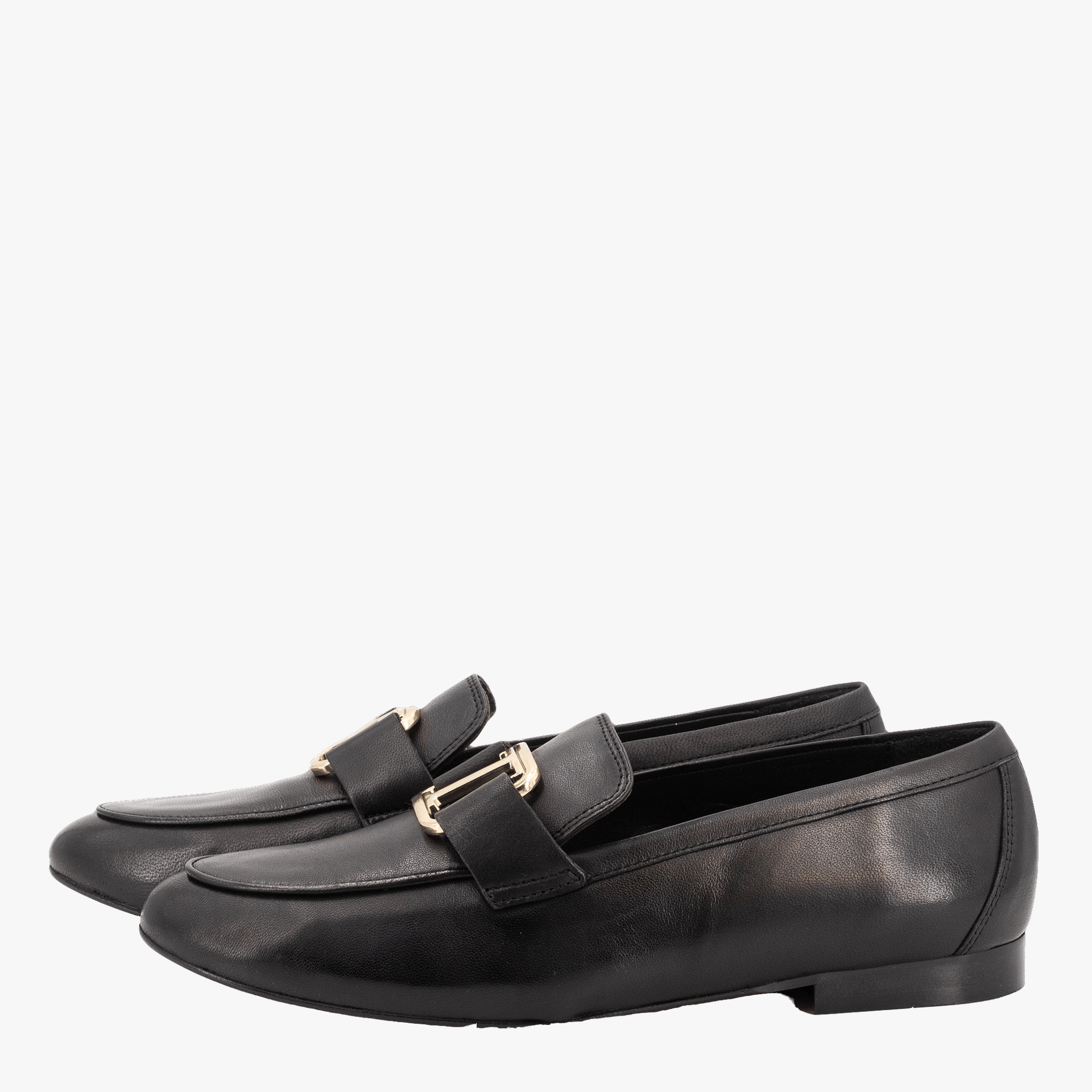 BLACK LEATHER LOAFER made by Toral
