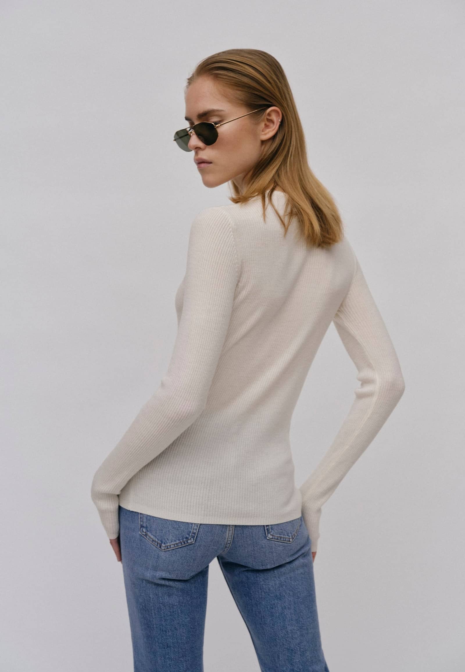 Camb Knit Blouse - Off White made by HERSKIND