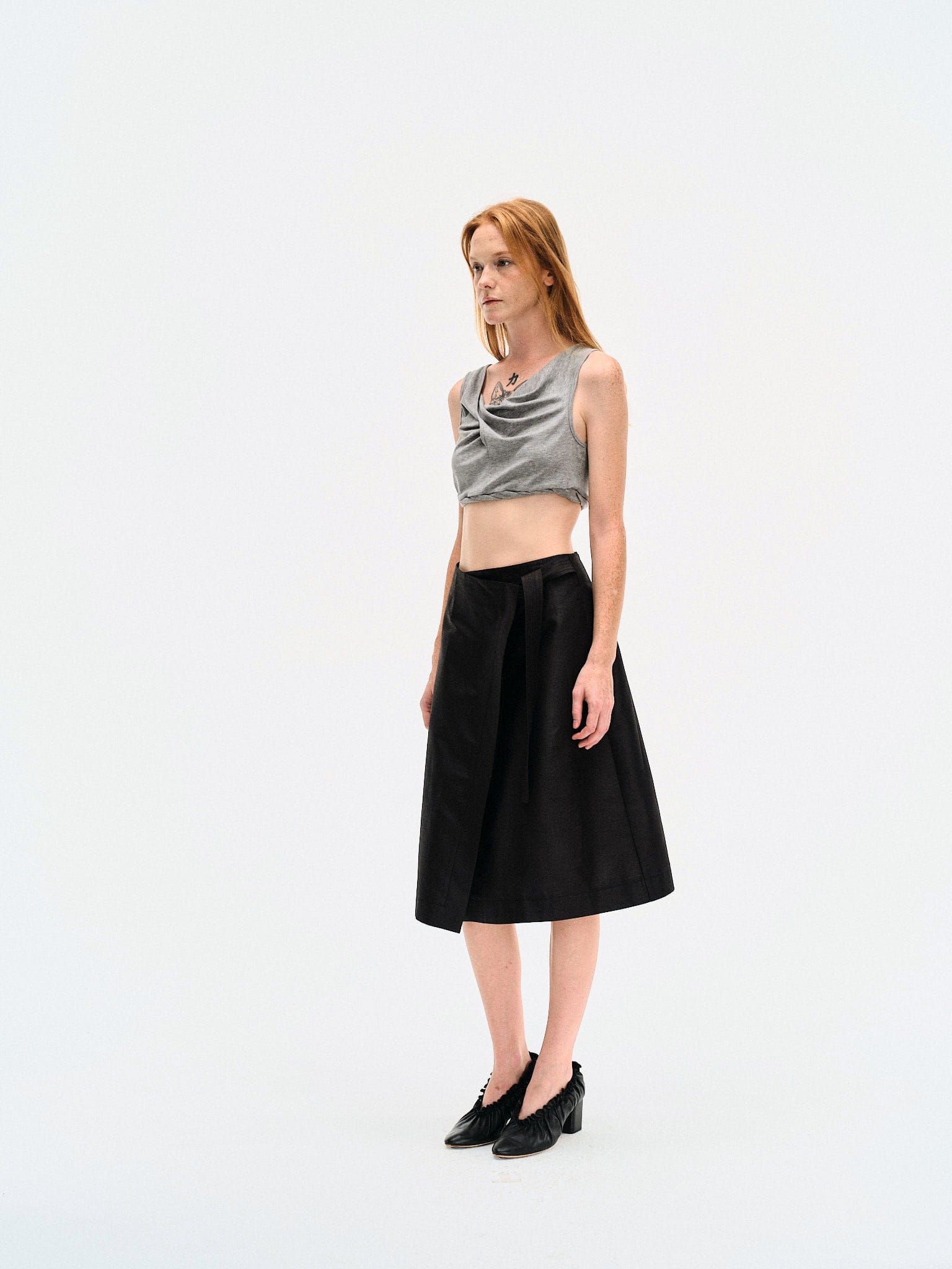 HEATHER GREY TWISTED FRONT JERSEY CROP TOP made by YIBRI