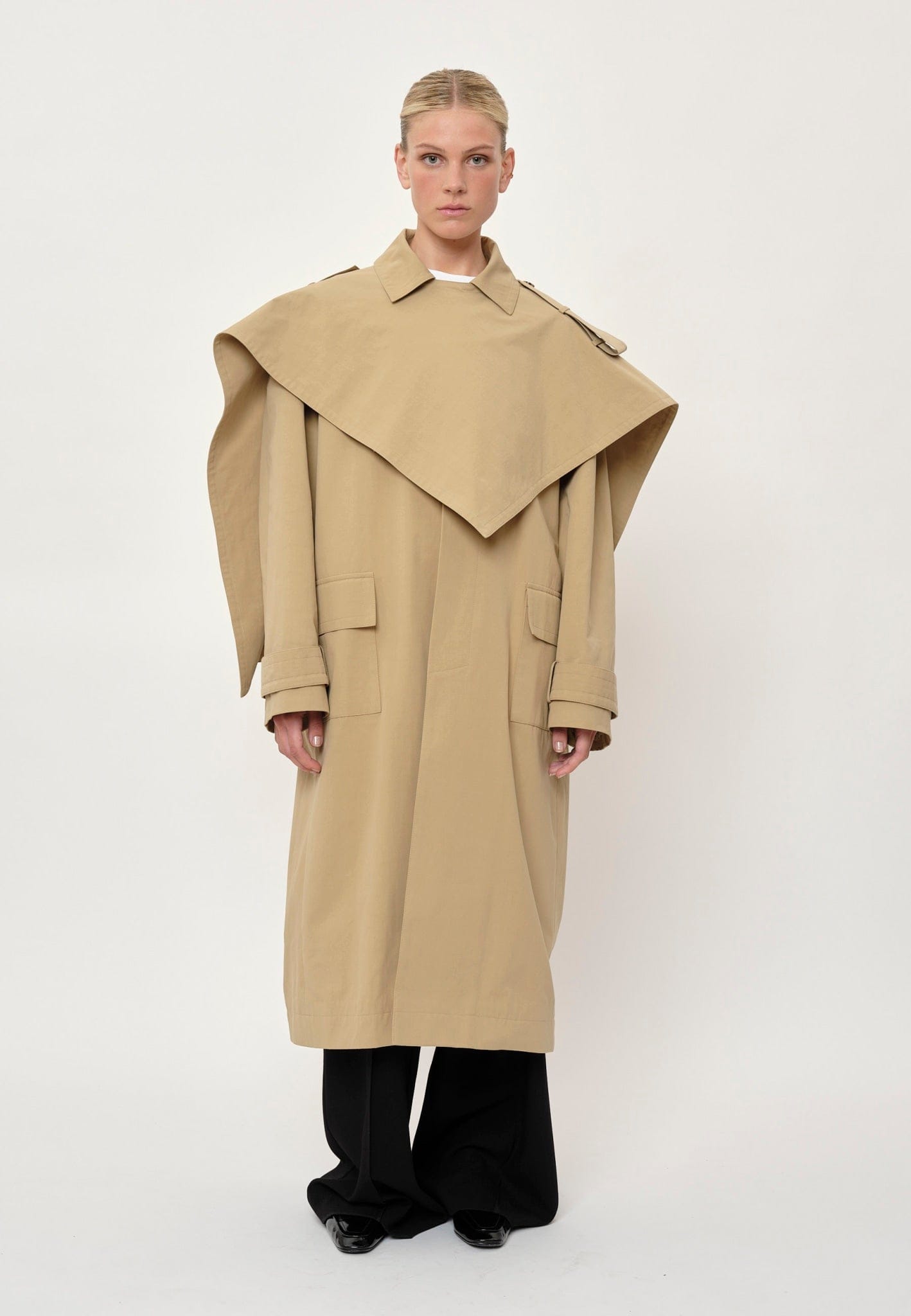 Kylie Coat - Sahara made by HERSKIND