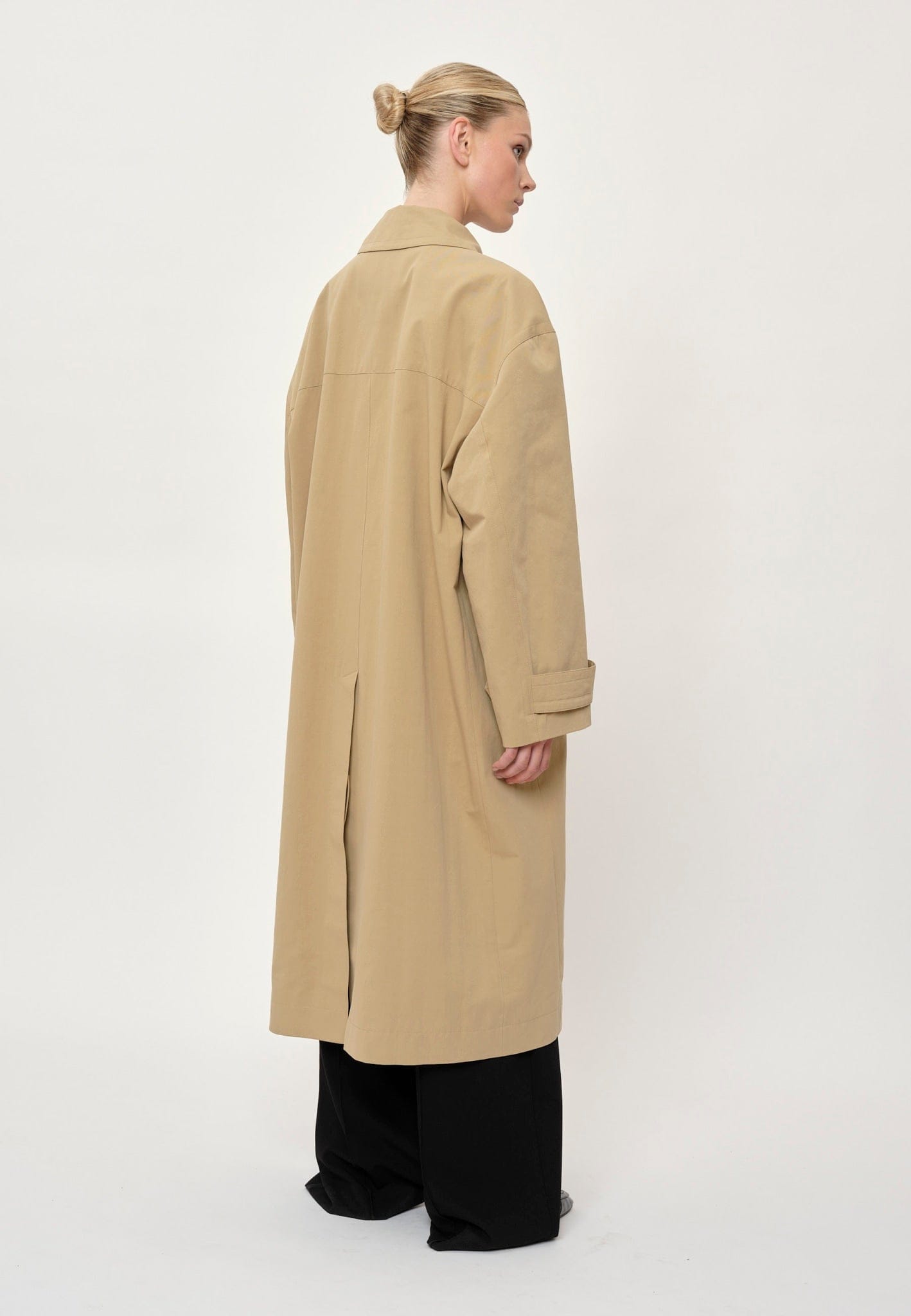Kylie Coat - Sahara made by HERSKIND