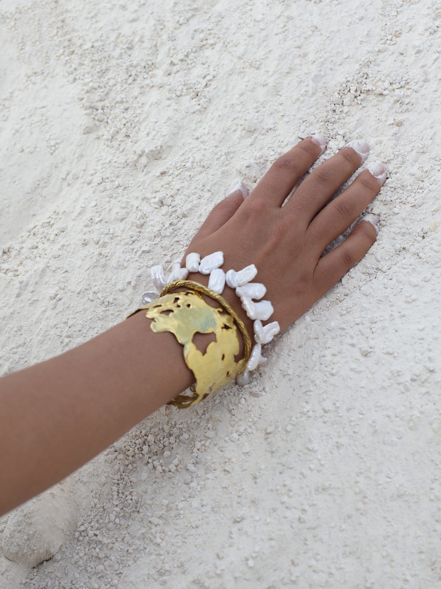 Euphoria Keshi Pearl Bracelet made by Eva Remenyi