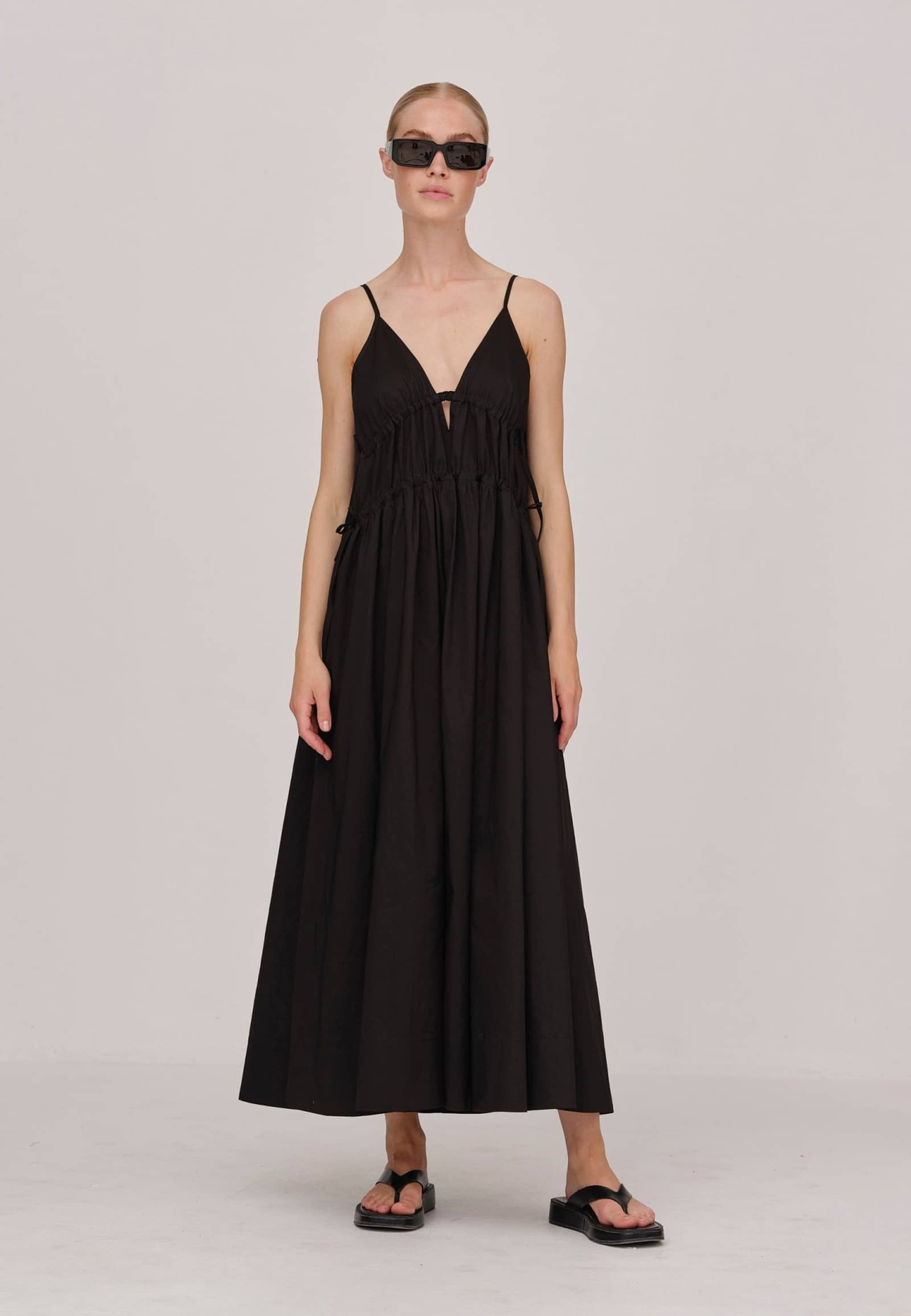 Miranda Dress - Black made by HERSKIND