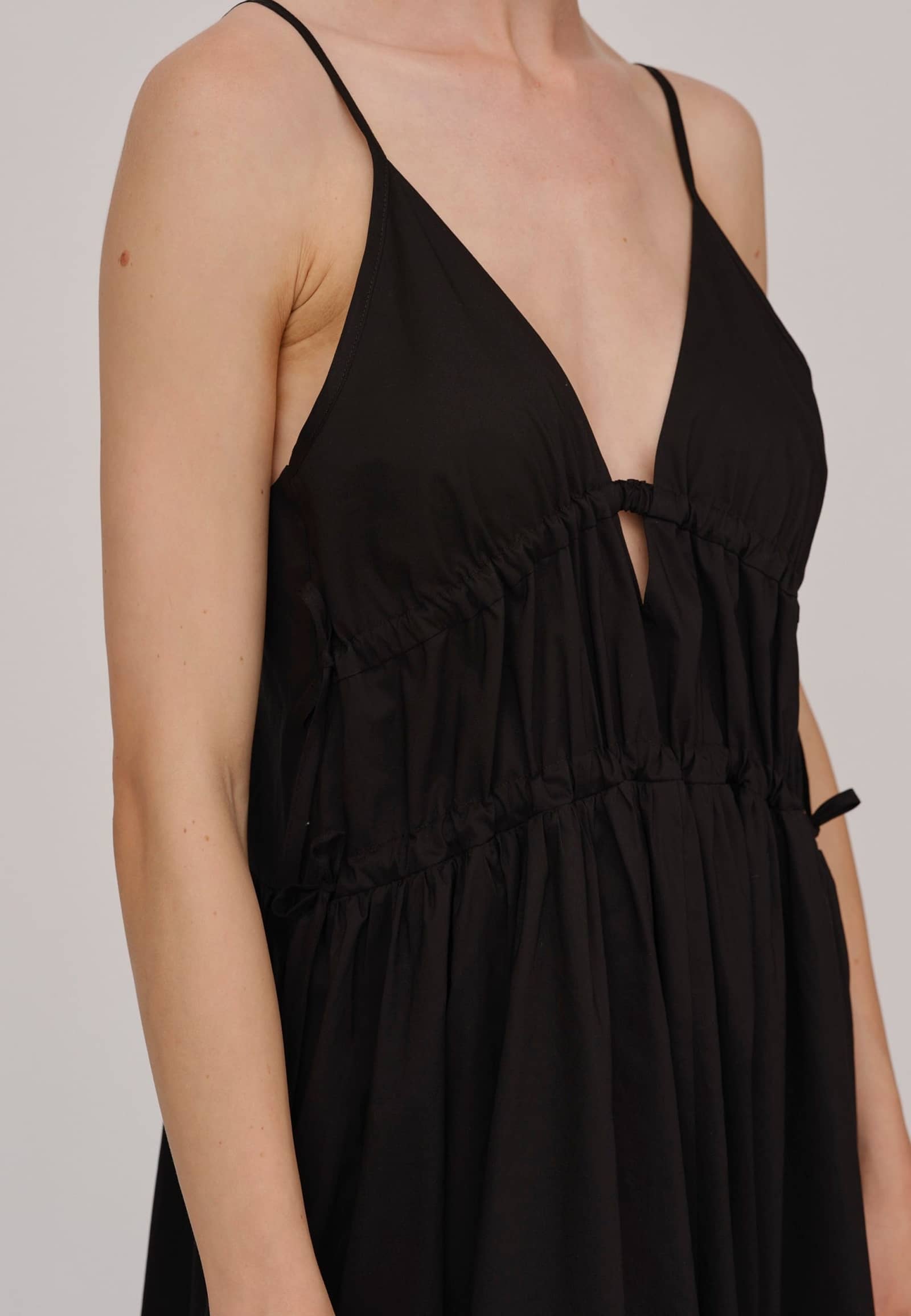Miranda Dress - Black made by HERSKIND