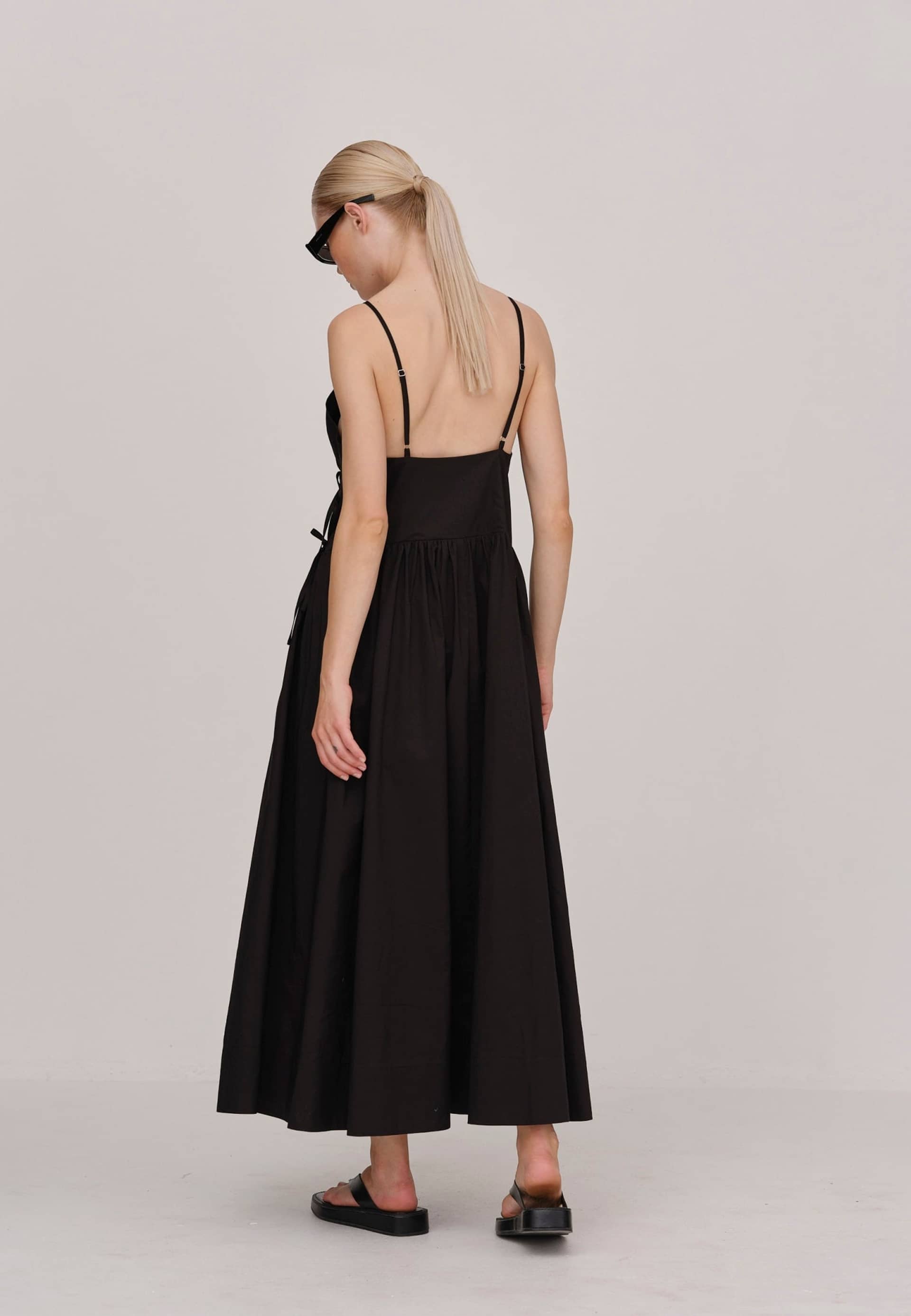 Miranda Dress - Black made by HERSKIND