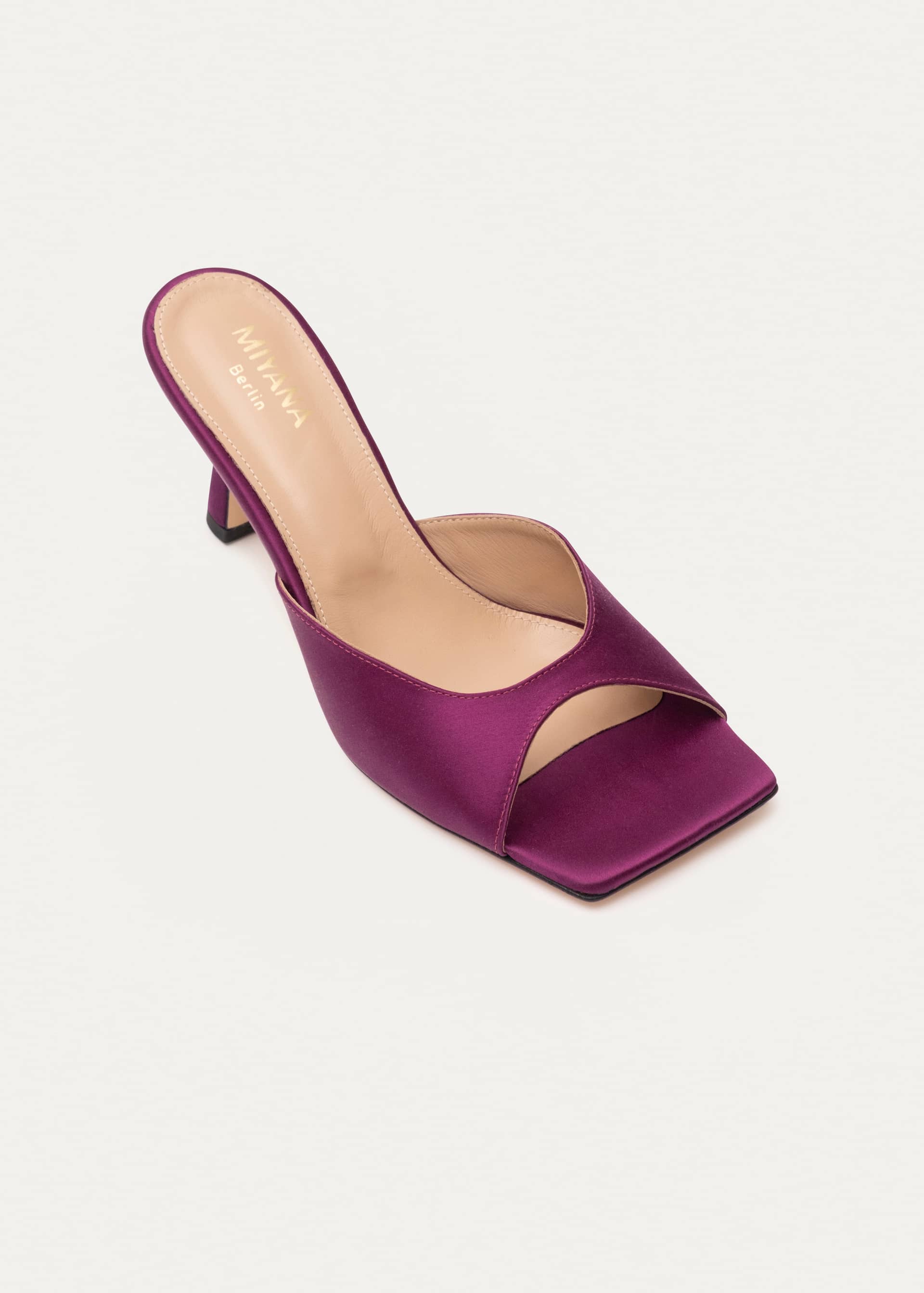 Leva Mules in Purple made by Miyana Berlin