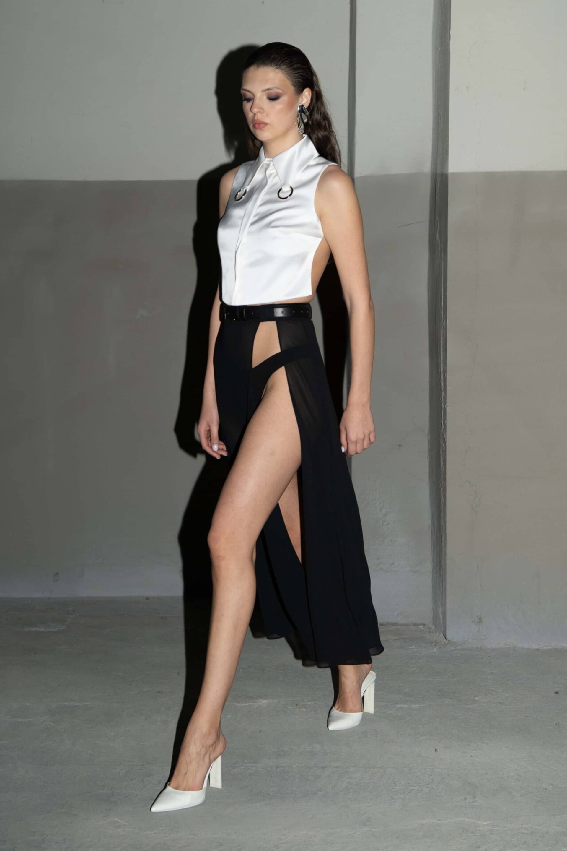 BLACK SLIT MIDI SKIRT made by Vestiaire d'un Oiseau Libre