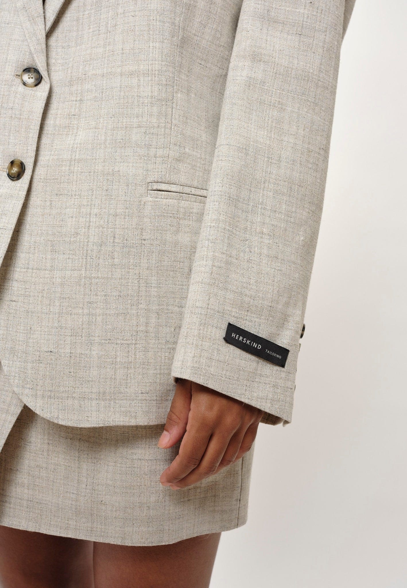 Matteo Blazer - Sand made by HERSKIND