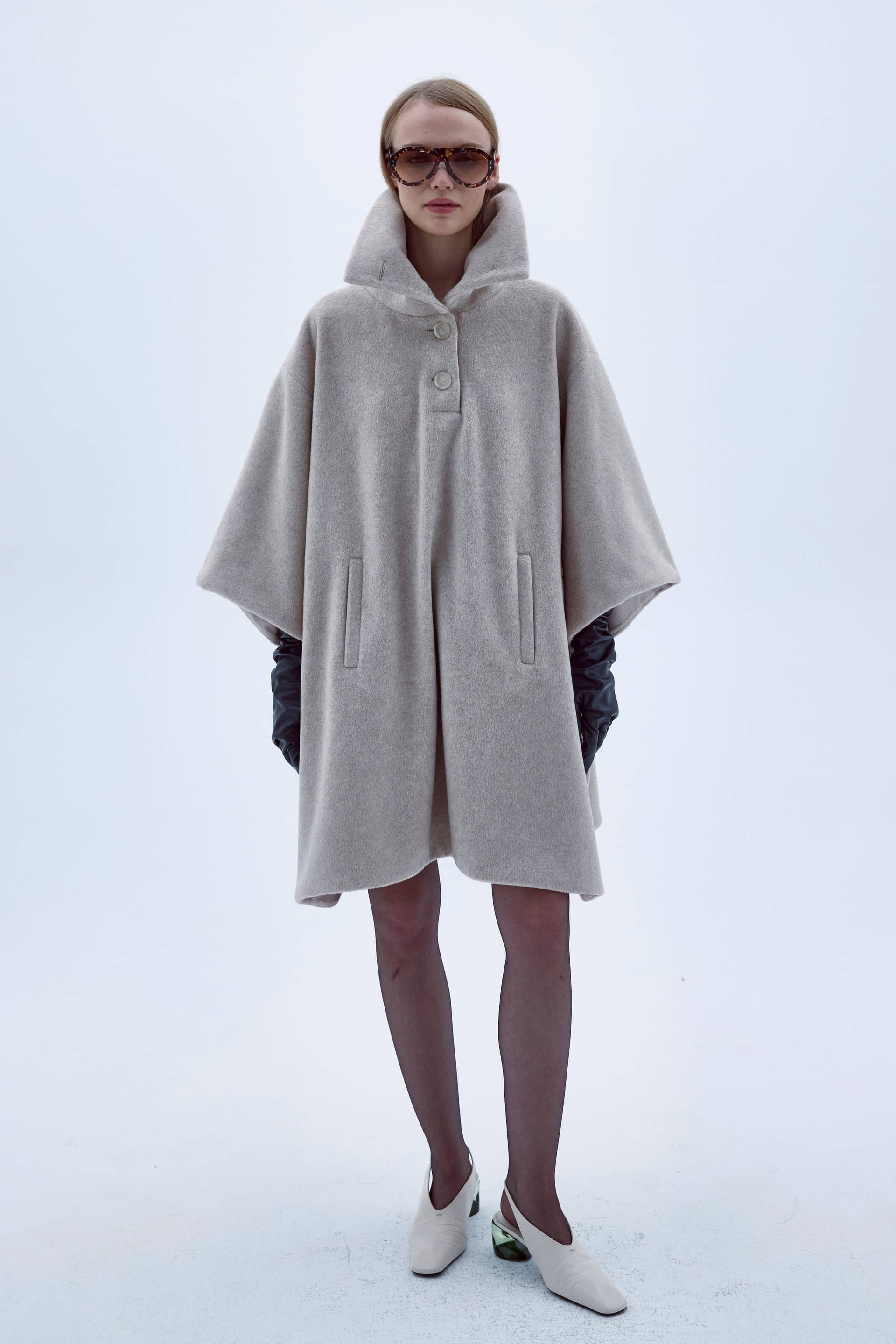 JARINE WOOL BLEND PONCHO IN LIGHT BEIGE made by Nazli Ceren