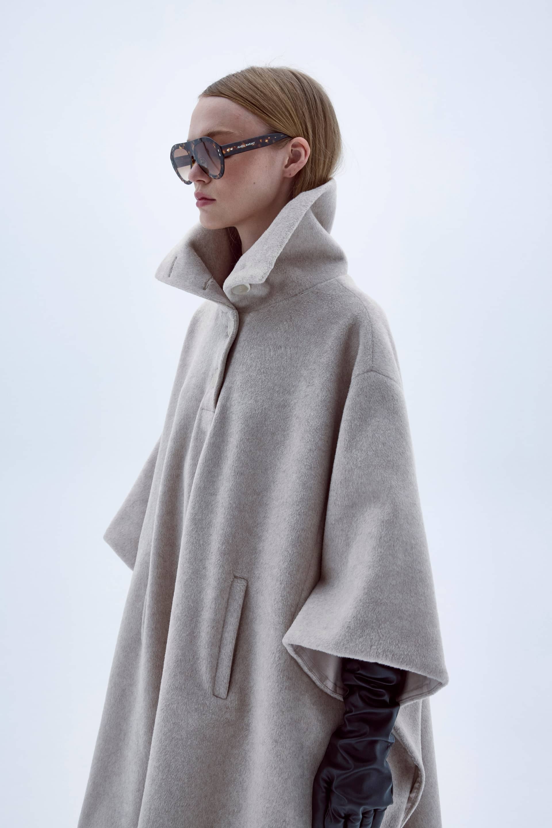 JARINE WOOL BLEND PONCHO IN LIGHT BEIGE made by Nazli Ceren