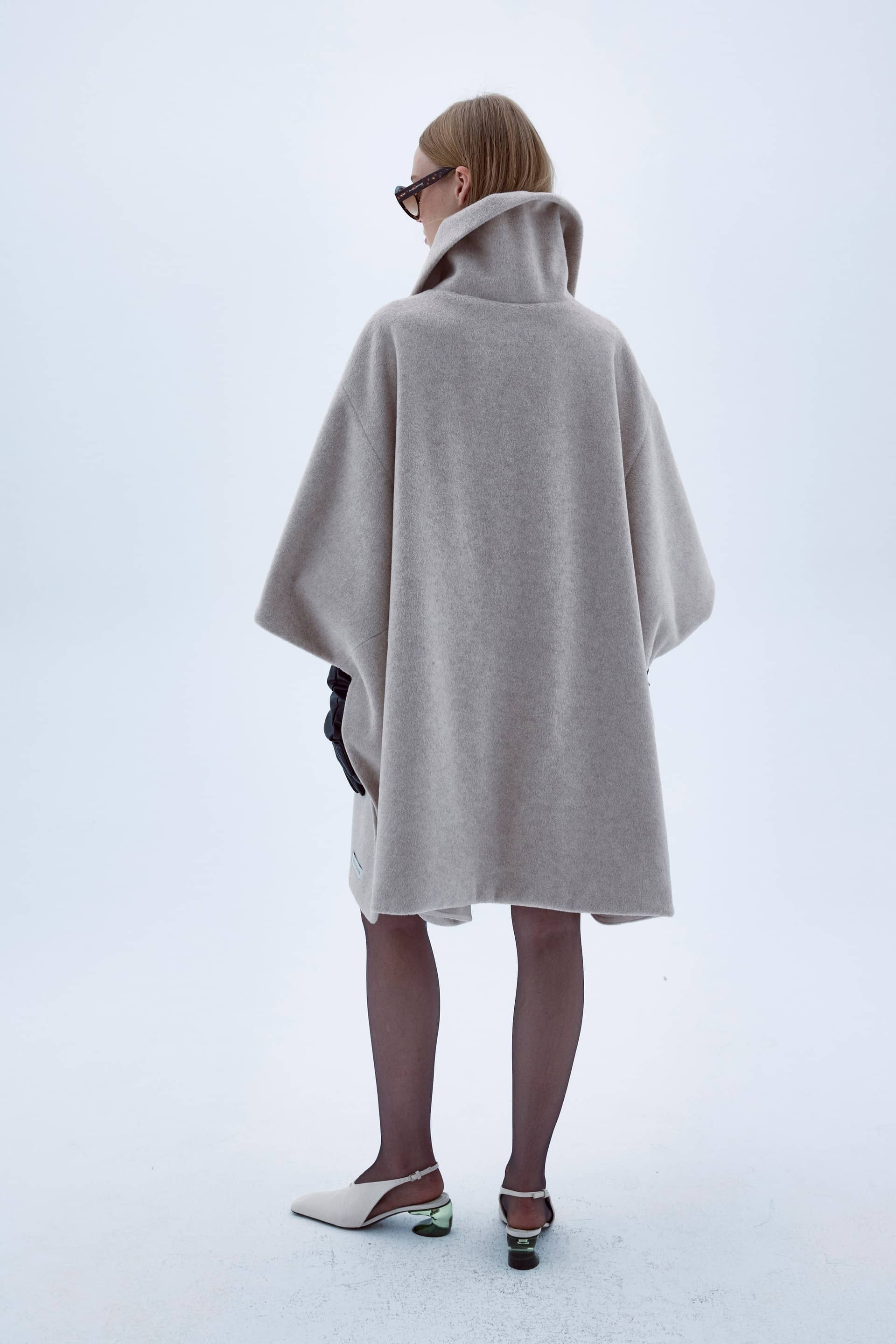 JARINE WOOL BLEND PONCHO IN LIGHT BEIGE made by Nazli Ceren