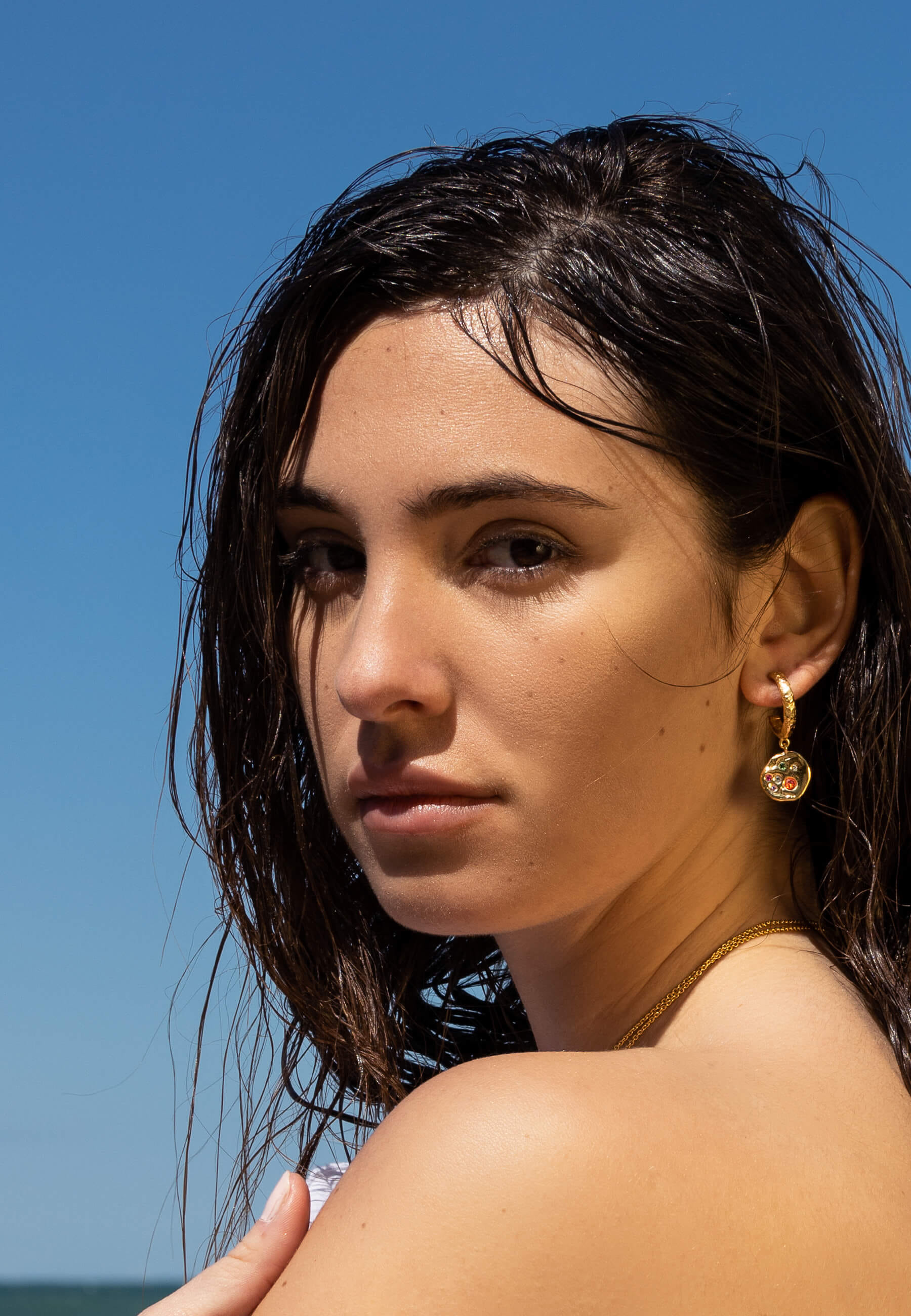 Aros Sadie Coin made by Lavani Jewels