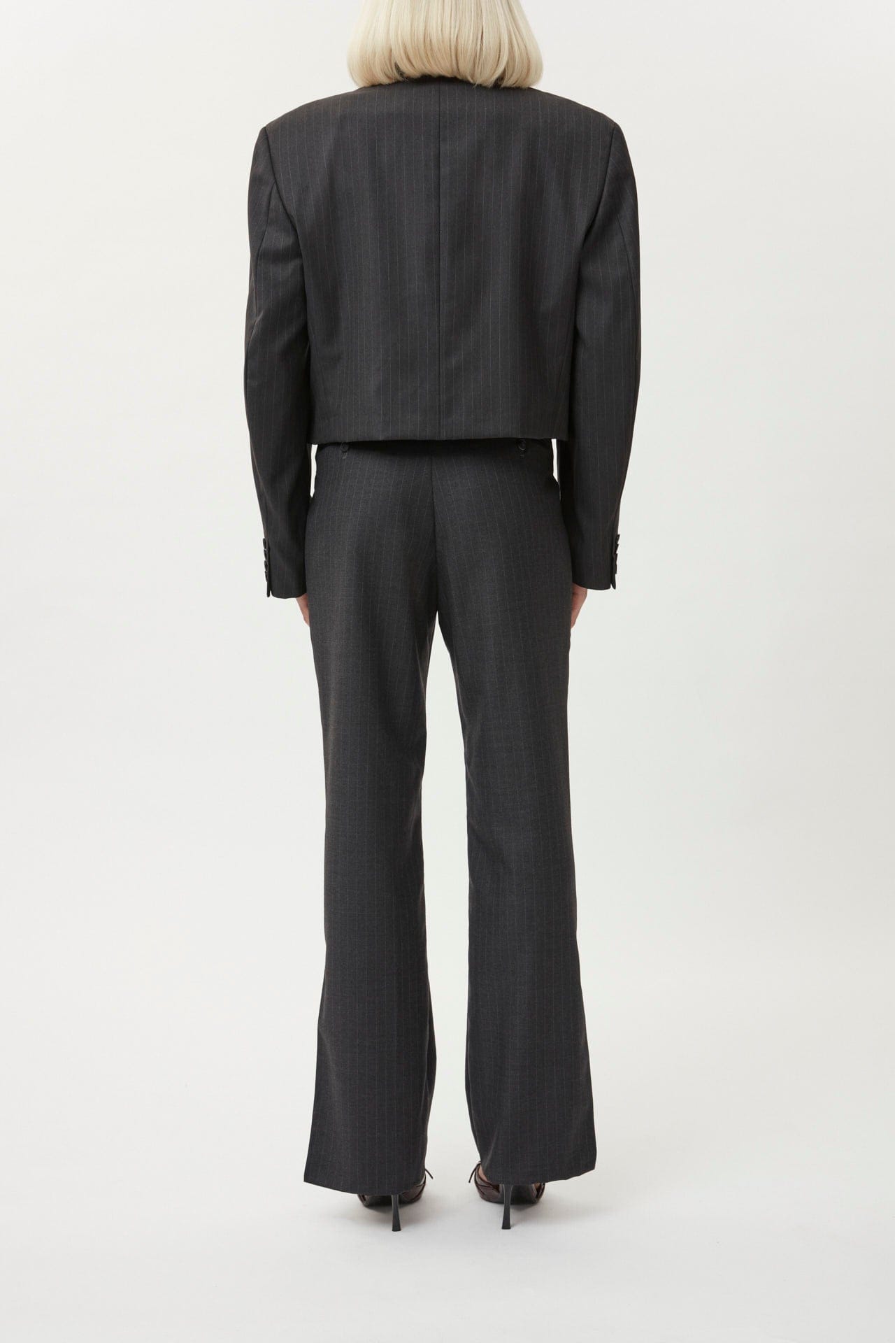 Cropped Blazer Regular made by Gemme Collective