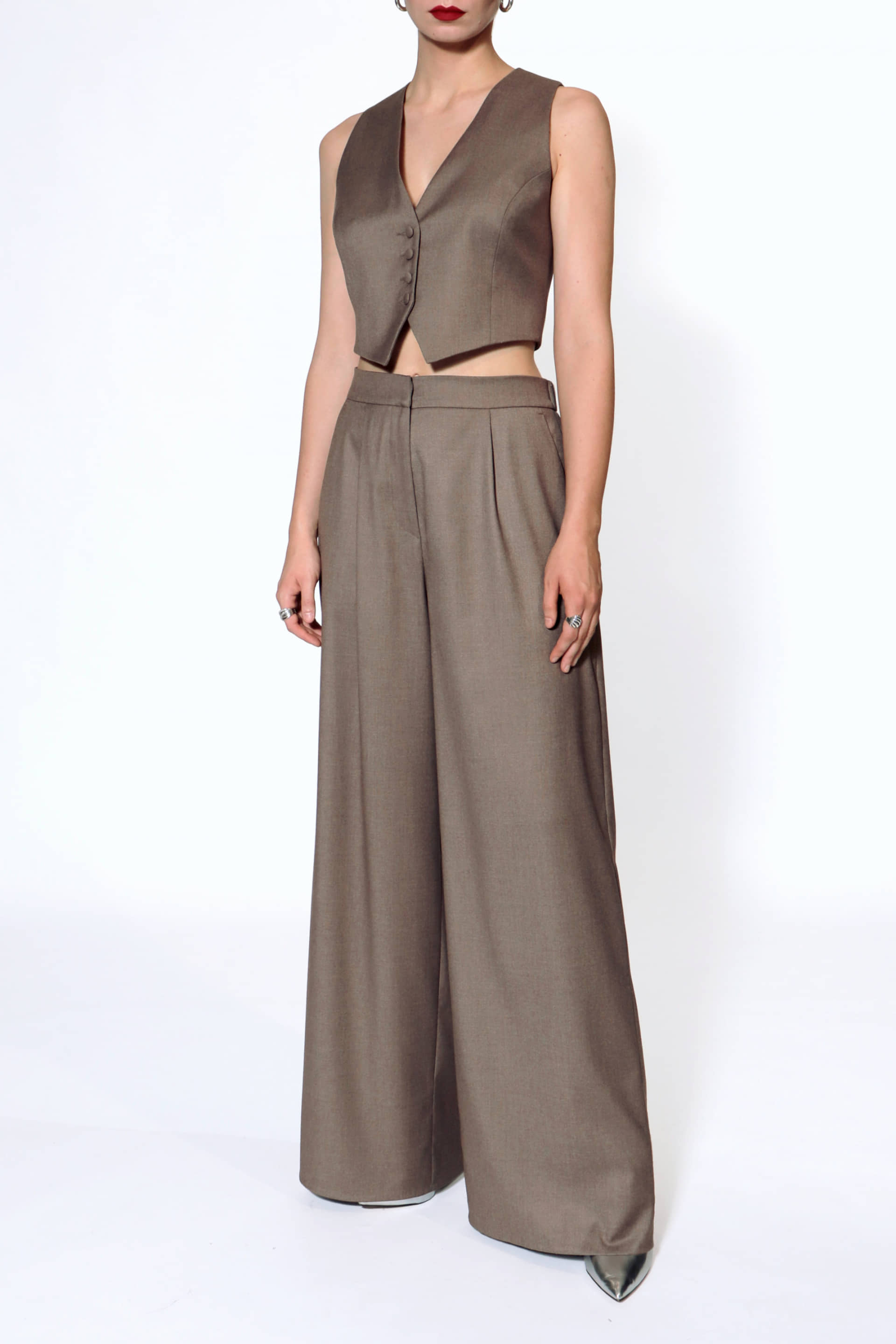 Vest Sylvia Brown Melange made by HALEWSKI