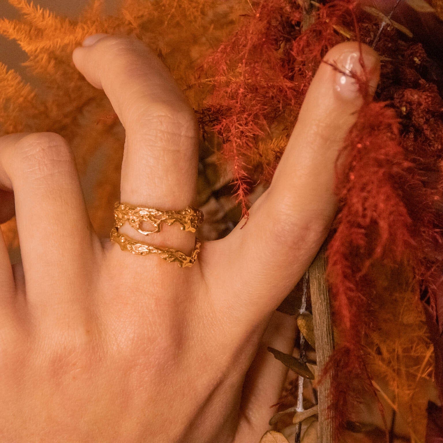 Cylindro Ring made by Loveness Lee