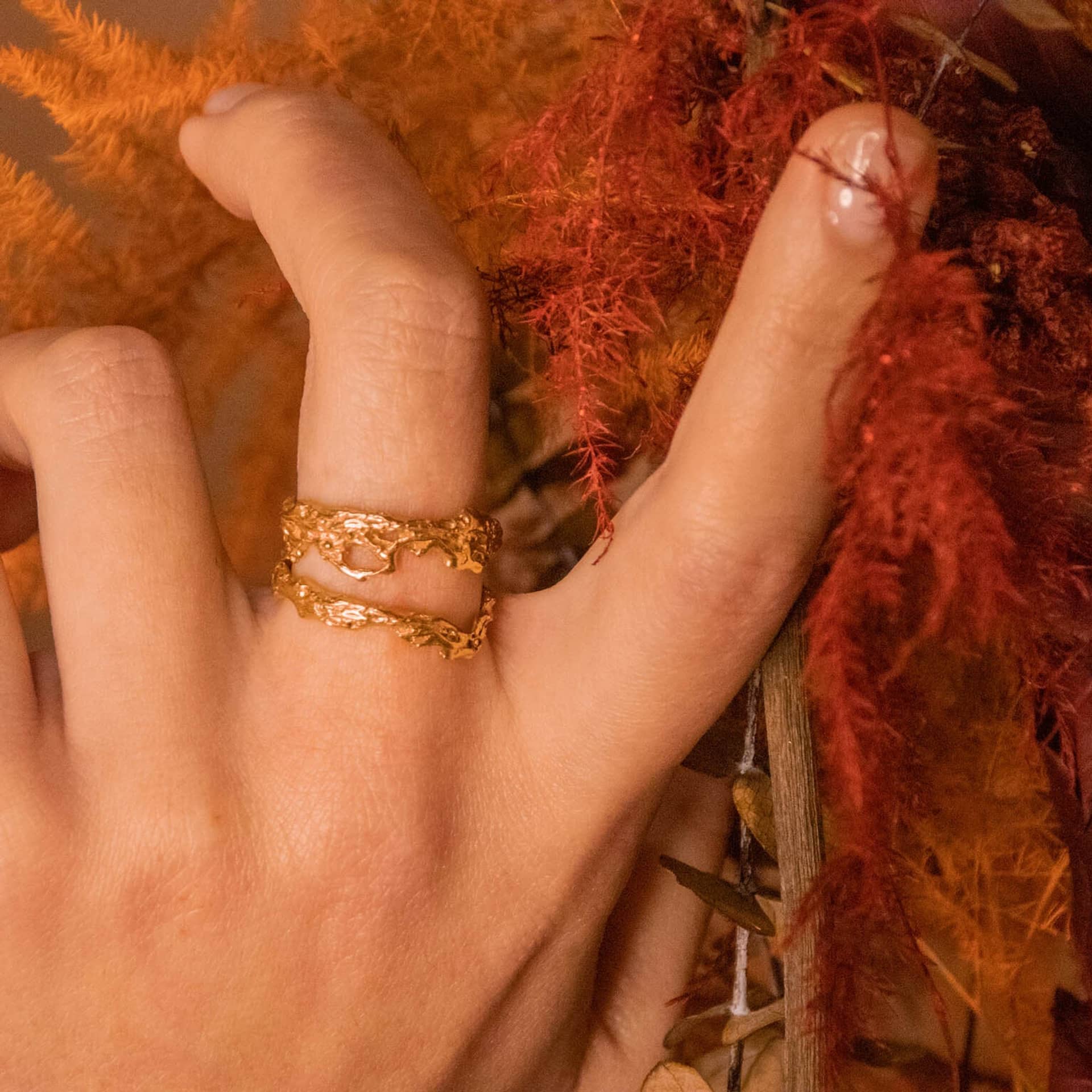 Cylindro Ring made by Loveness Lee