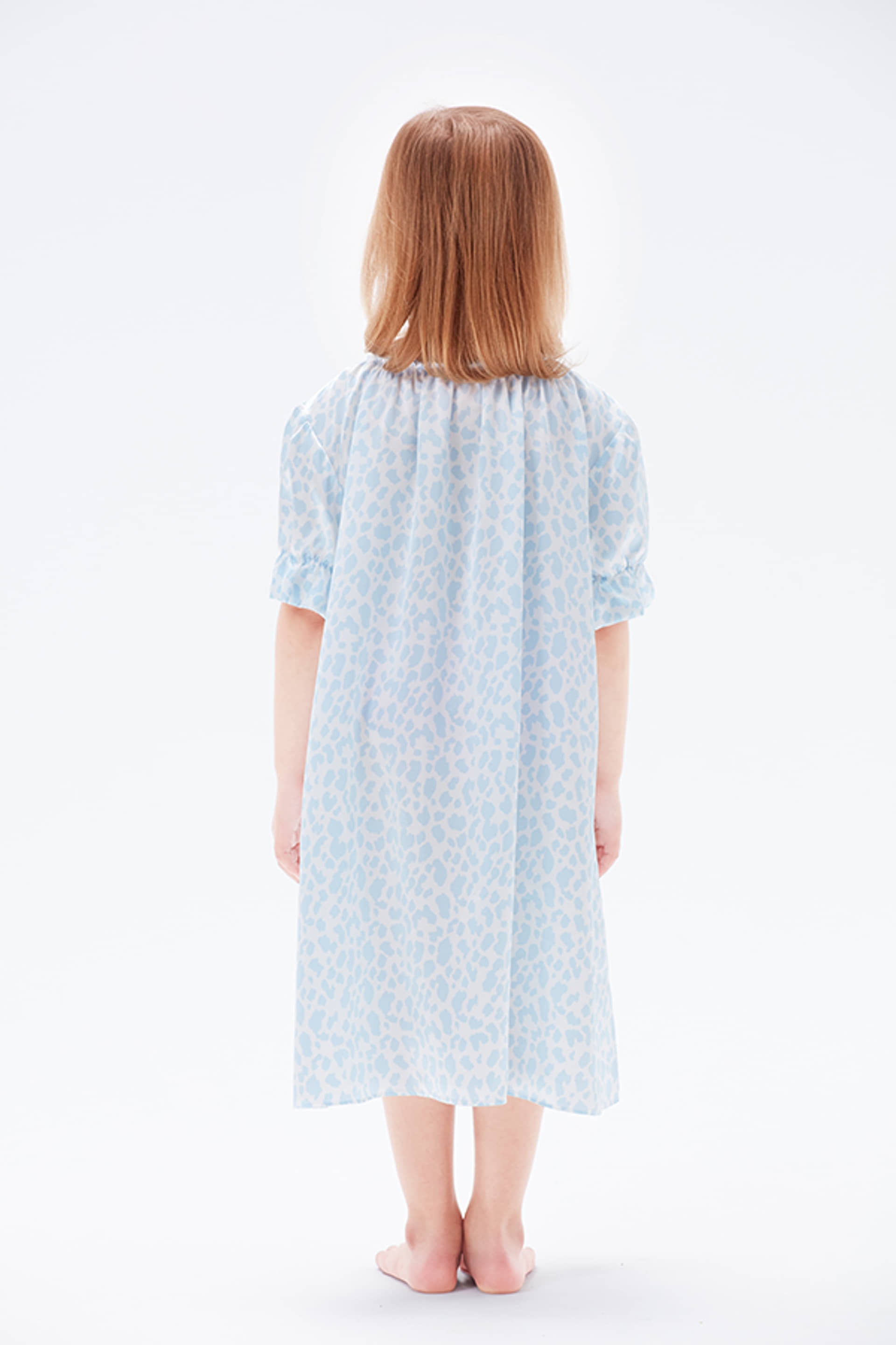 Gentle Leo Kid's Nightgown made by MANITO