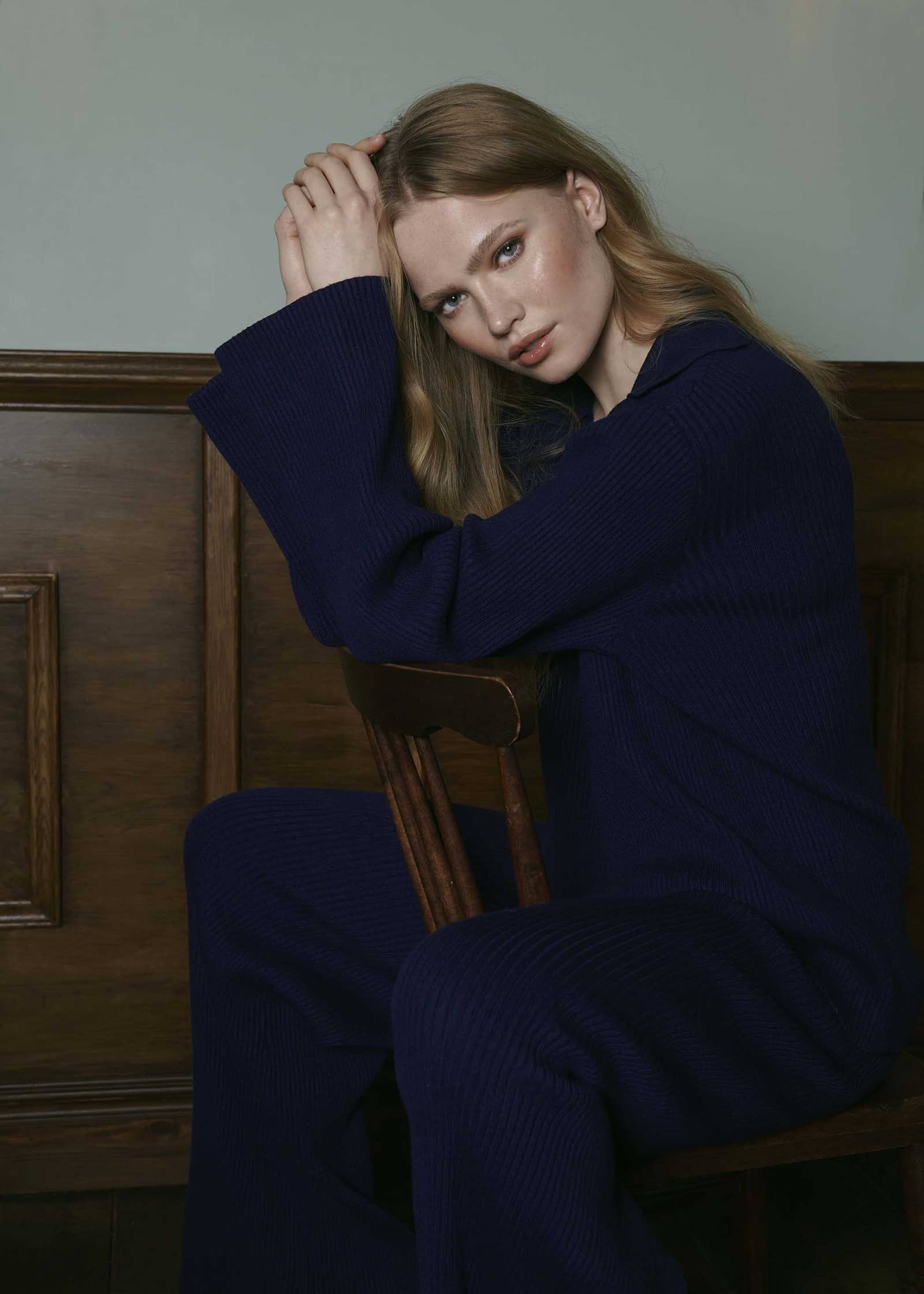 Anine Trousers in Blue made by AÉRYNE