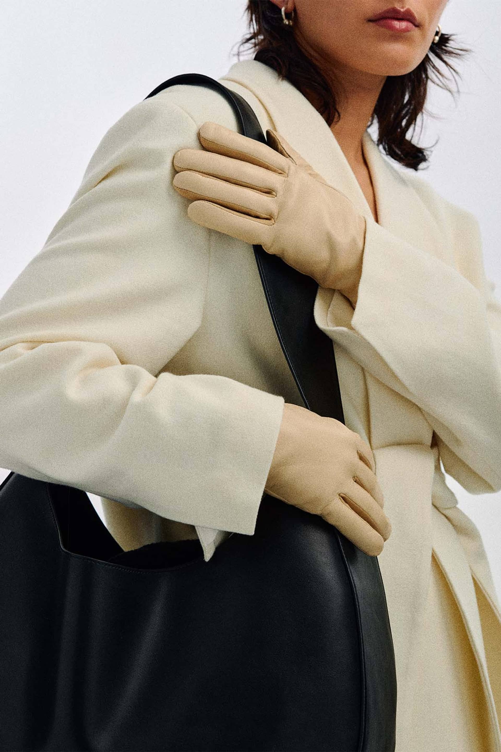 Essentials Cream made by Handsome Stockholm