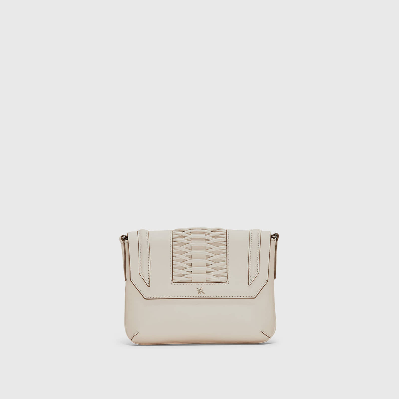 Fabiana braided lamb clutch made by Yliana Yepez