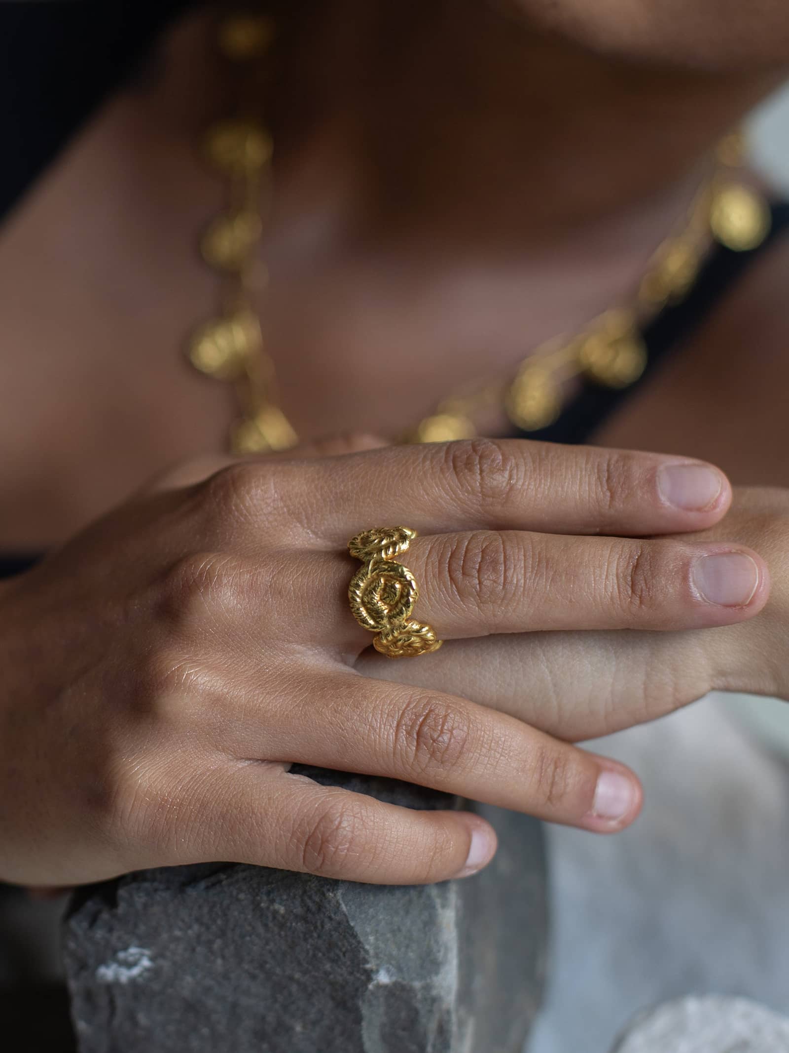 Nautilus Chunky Ring Gold in Gold made by Eva Remenyi
